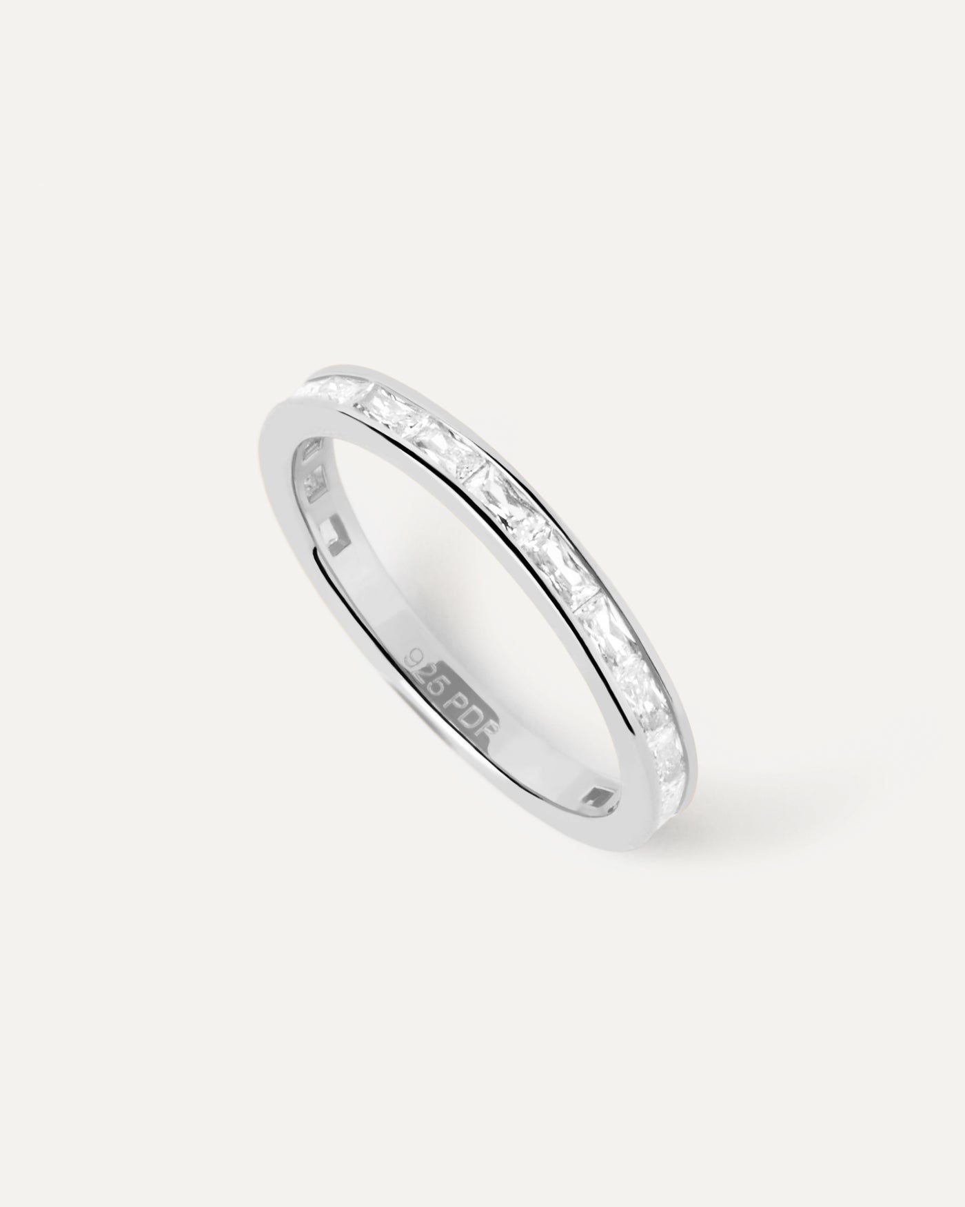 2023 Selection | Viena Silver Ring. Silver eternity ring set with rectangular cut white zirconia. Get the latest arrival from PDPAOLA. Place your order safely and get this Best Seller. Free Shipping.