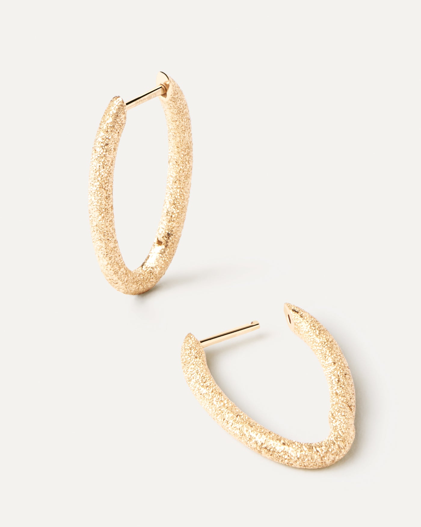 2023 Selection | Sandblasted Gold Vera Hoops. Distinctive oval hoop earrings in solid yellow gold with a sandblast finish. Get the latest arrival from PDPAOLA. Place your order safely and get this Best Seller. Free Shipping.