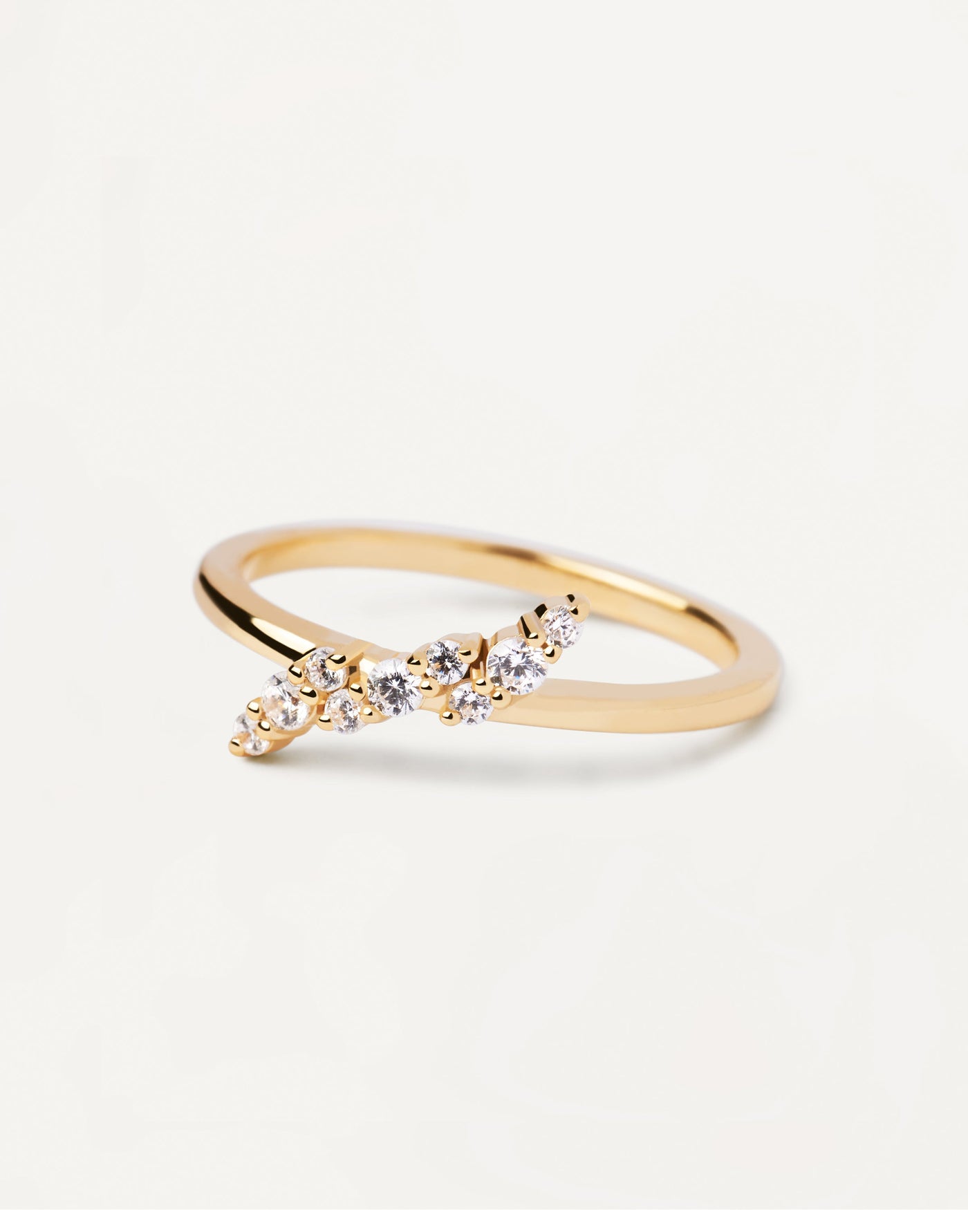 2023 Selection | Natura Ring. Basic gold-plated silver ring with small white crystals. Get the latest arrival from PDPAOLA. Place your order safely and get this Best Seller. Free Shipping.