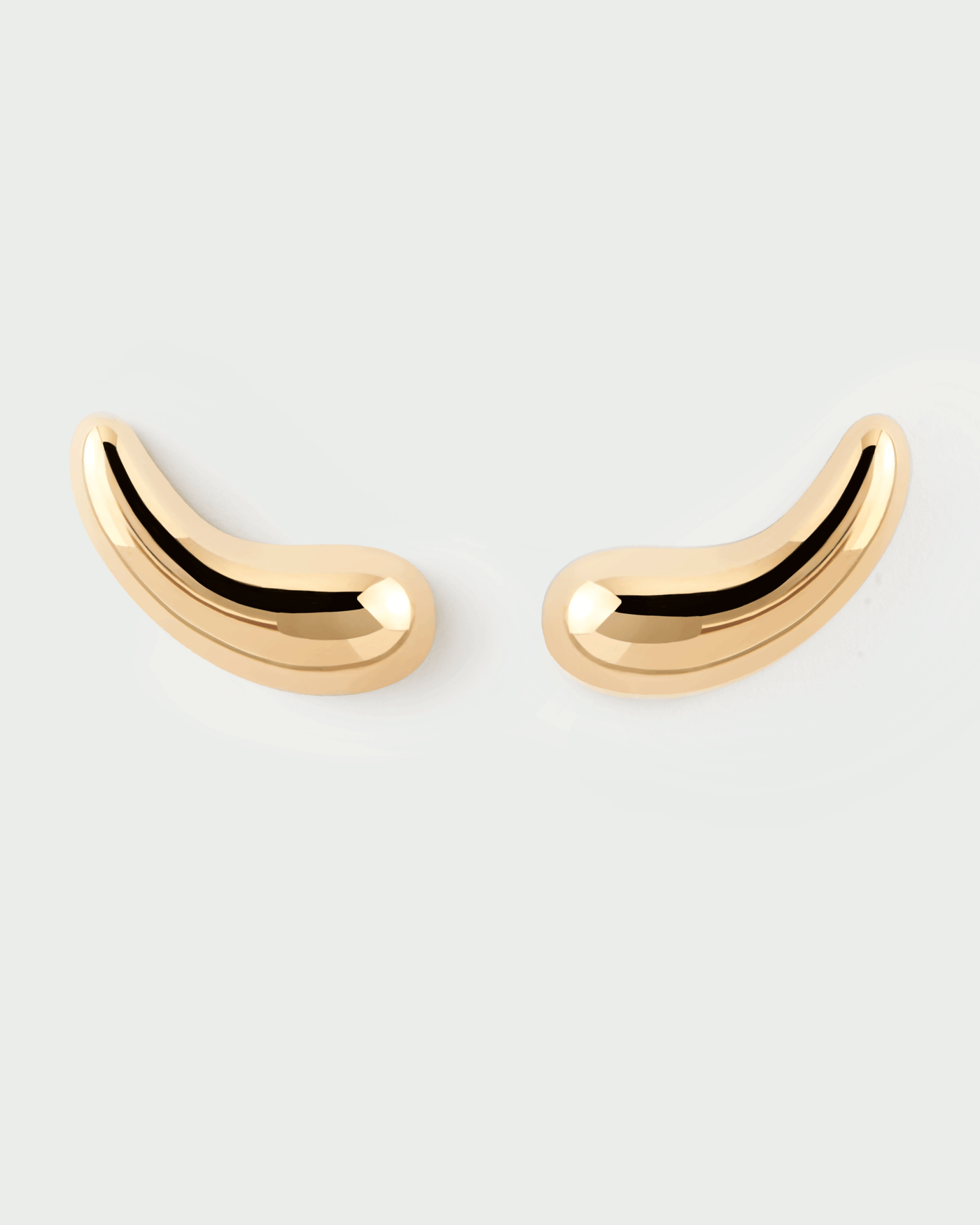 Aqua earrings. Gold-plated sculptural climbing earrings with a wavy bean shape . Get the latest arrival from PDPAOLA. Place your order safely and get this Best Seller.