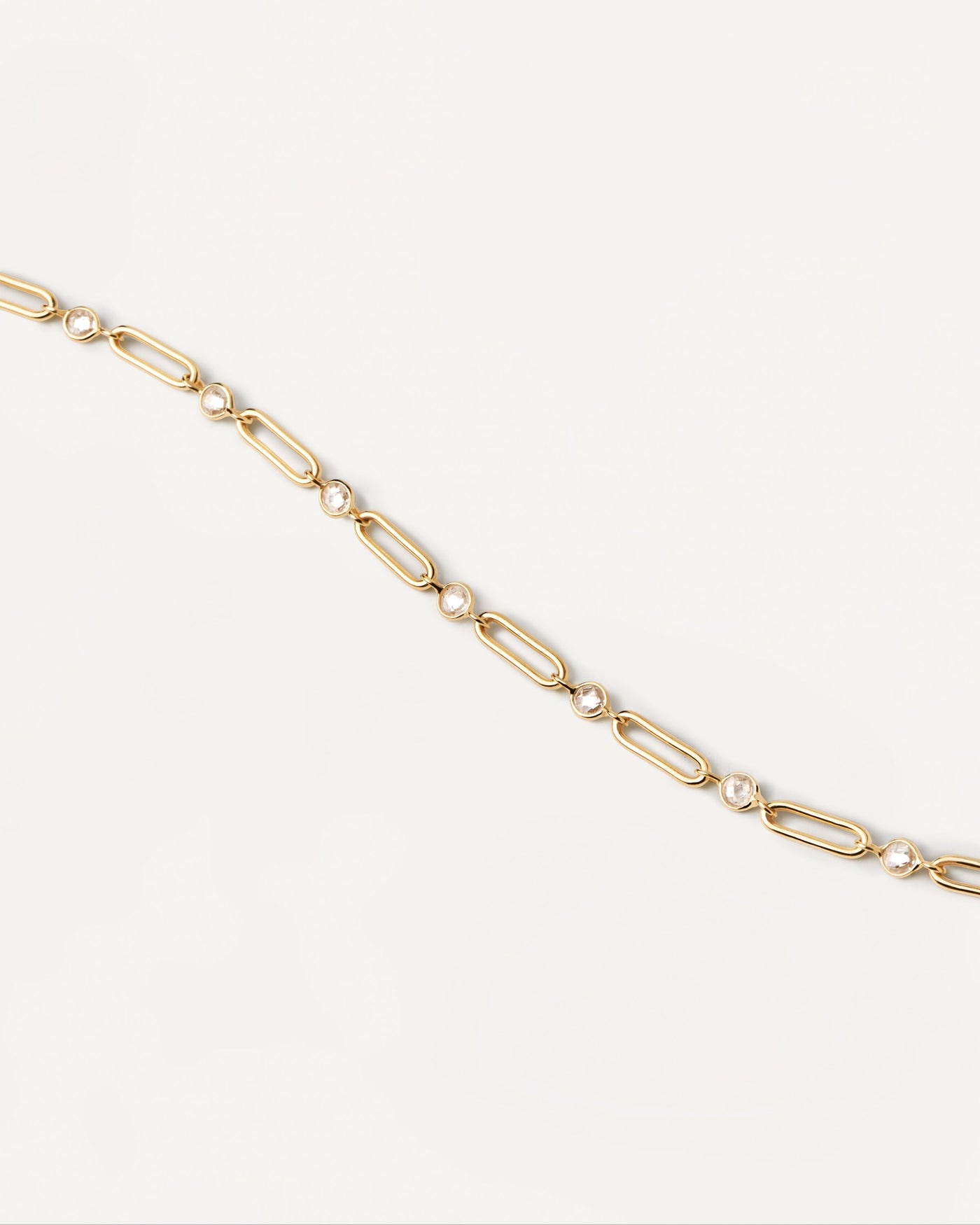 2023 Selection | Miami Chain Bracelet. Large link bracelet in gold-plated silver set with white zirconia. Get the latest arrival from PDPAOLA. Place your order safely and get this Best Seller. Free Shipping.