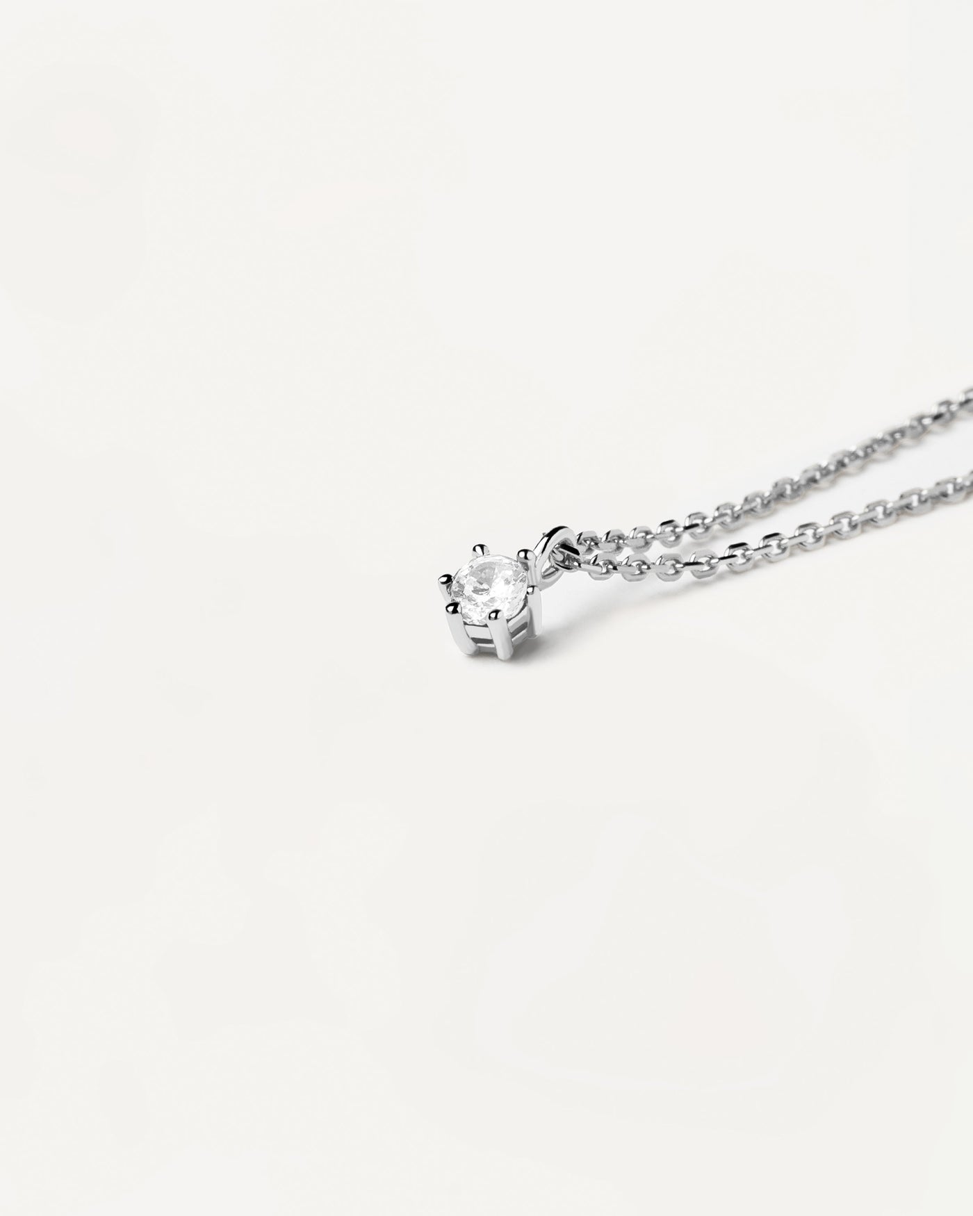 2023 Selection | White Solitary silver necklace. Single link chain necklace in sterling silver with a white zirconia on prongs. Get the latest arrival from PDPAOLA. Place your order safely and get this Best Seller. Free Shipping.