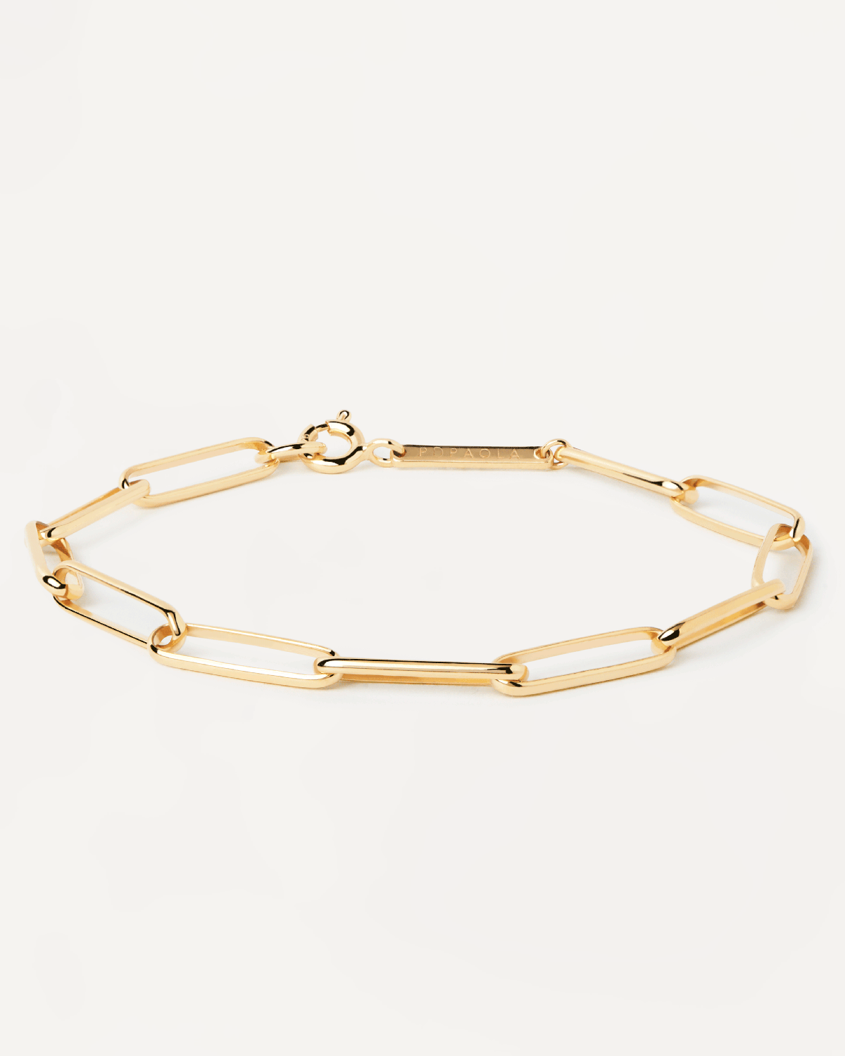 2023 Selection | Big Statement Chain Bracelet. Statement chain bracelet in gold-plated silver with large links. Get the latest arrival from PDPAOLA. Place your order safely and get this Best Seller. Free Shipping.