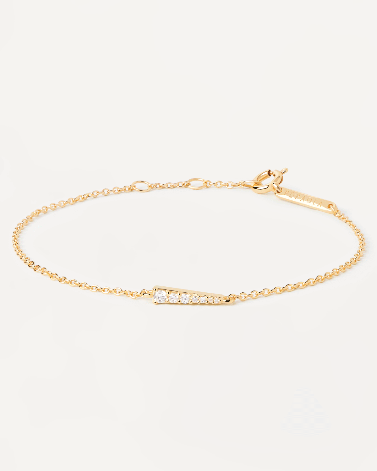 2023 Selection | Peak Bracelet. Gold-plated silver bracelet with white zirconia motive in tip shape. Get the latest arrival from PDPAOLA. Place your order safely and get this Best Seller. Free Shipping.