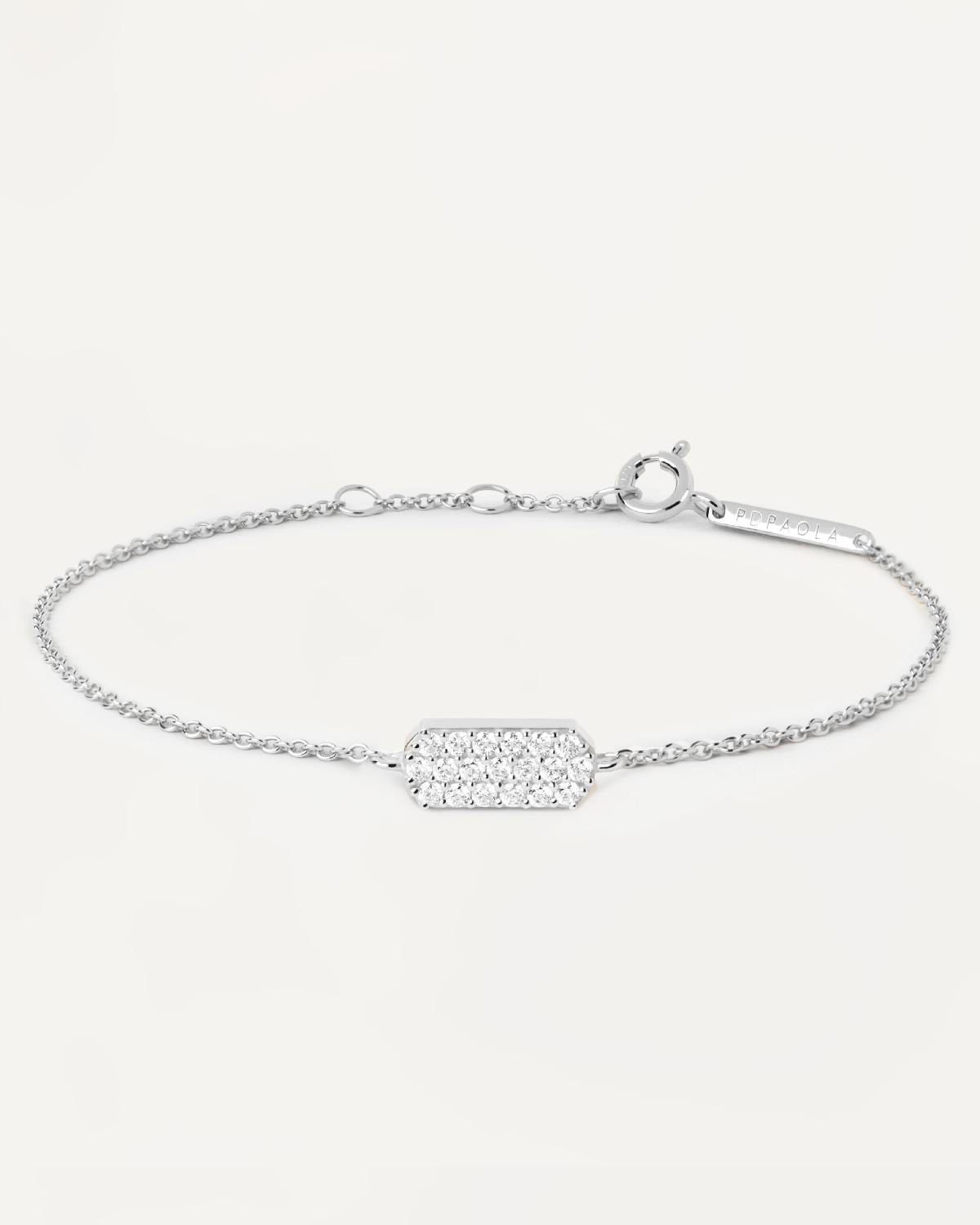 2023 Selection | Icy Silver Bracelet. Sterling silver bracelet with oval motiv and white zirconia. Get the latest arrival from PDPAOLA. Place your order safely and get this Best Seller. Free Shipping.