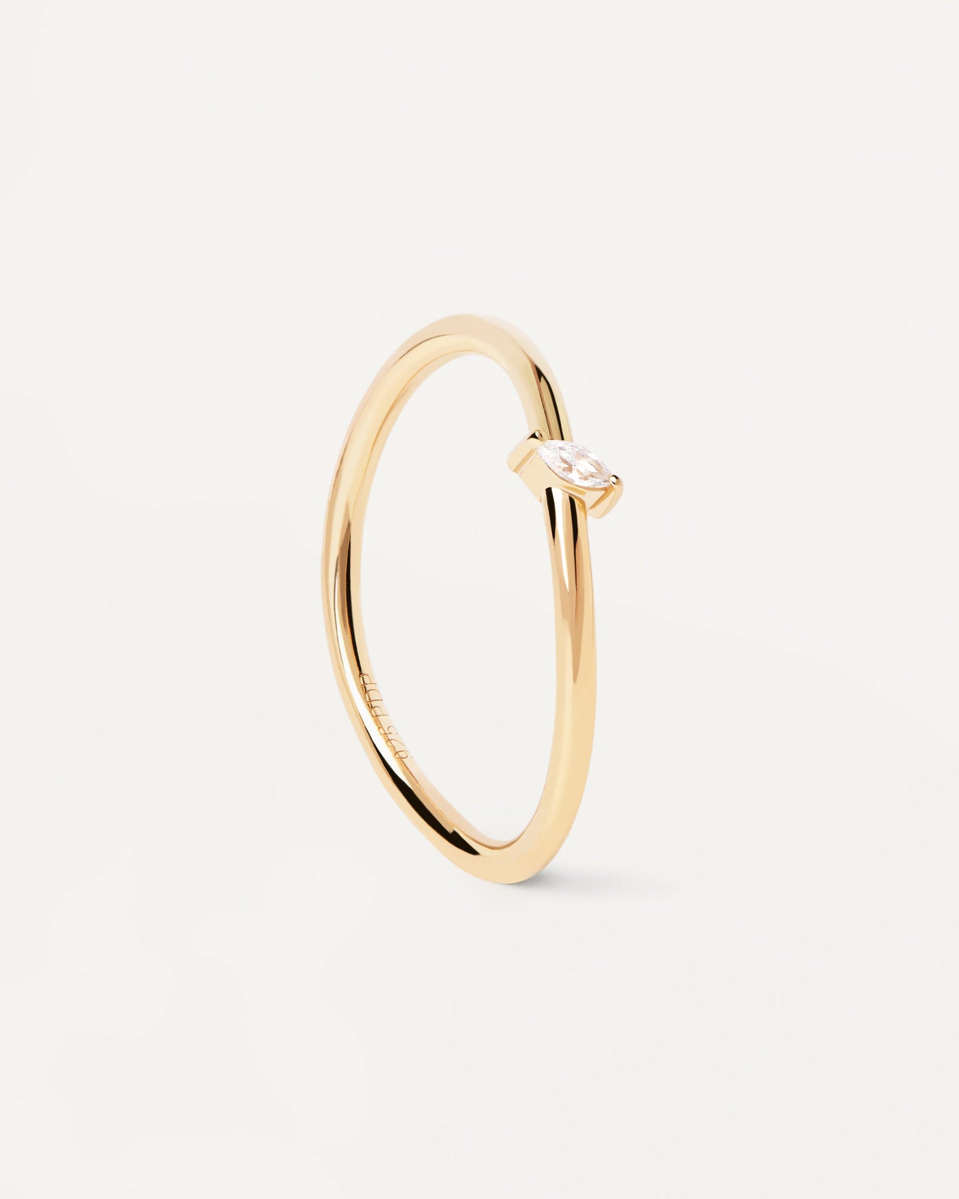 2023 Selection | Leaf Ring. Gold-plated silver solitaire ring with ovale white zirconia. Get the latest arrival from PDPAOLA. Place your order safely and get this Best Seller. Free Shipping.