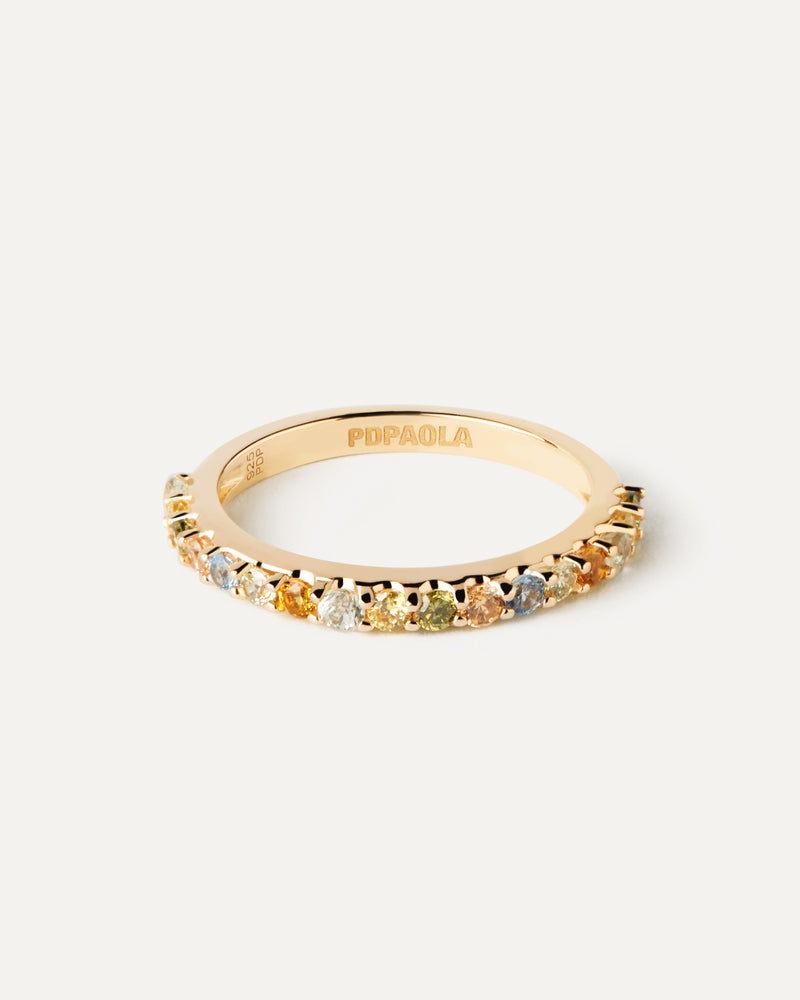 Anillo half eternity de plata bañada en oro engastado con circonitas cúbicas multicolores