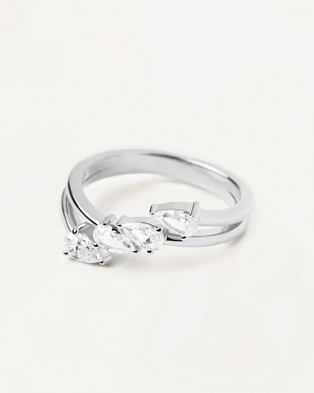 Sortiment 2023 | Terra Silberring. Ring aus Sterlingsilber mit großen weißen Zirkonias. Erhalten Sie die neuesten Produkte von PDPAOLA. Geben Sie Ihre Bestellung sicher auf und erhalten Sie diesen Bestseller. Kostenloser Versand.
