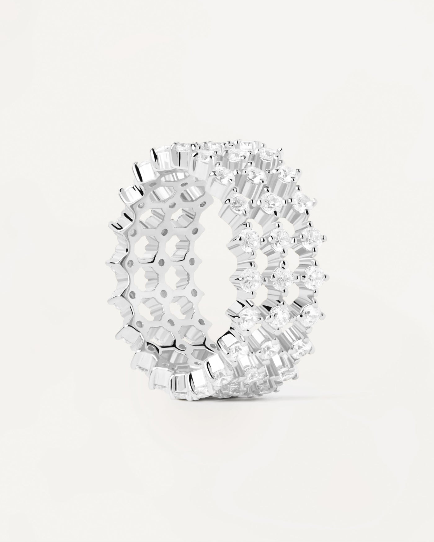 Dumbo Silberring. Dreifacher Eternity-Ring aus 925er Silber mit weißen Zirkonias. Erhalten Sie die neuesten Produkte von PDPAOLA. Geben Sie Ihre Bestellung sicher auf und erhalten Sie diesen Bestseller.