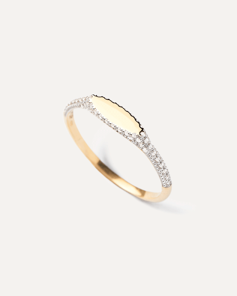 Diamonds and Gold Tess Stamp Ring - 
  
    18K Gold
  
