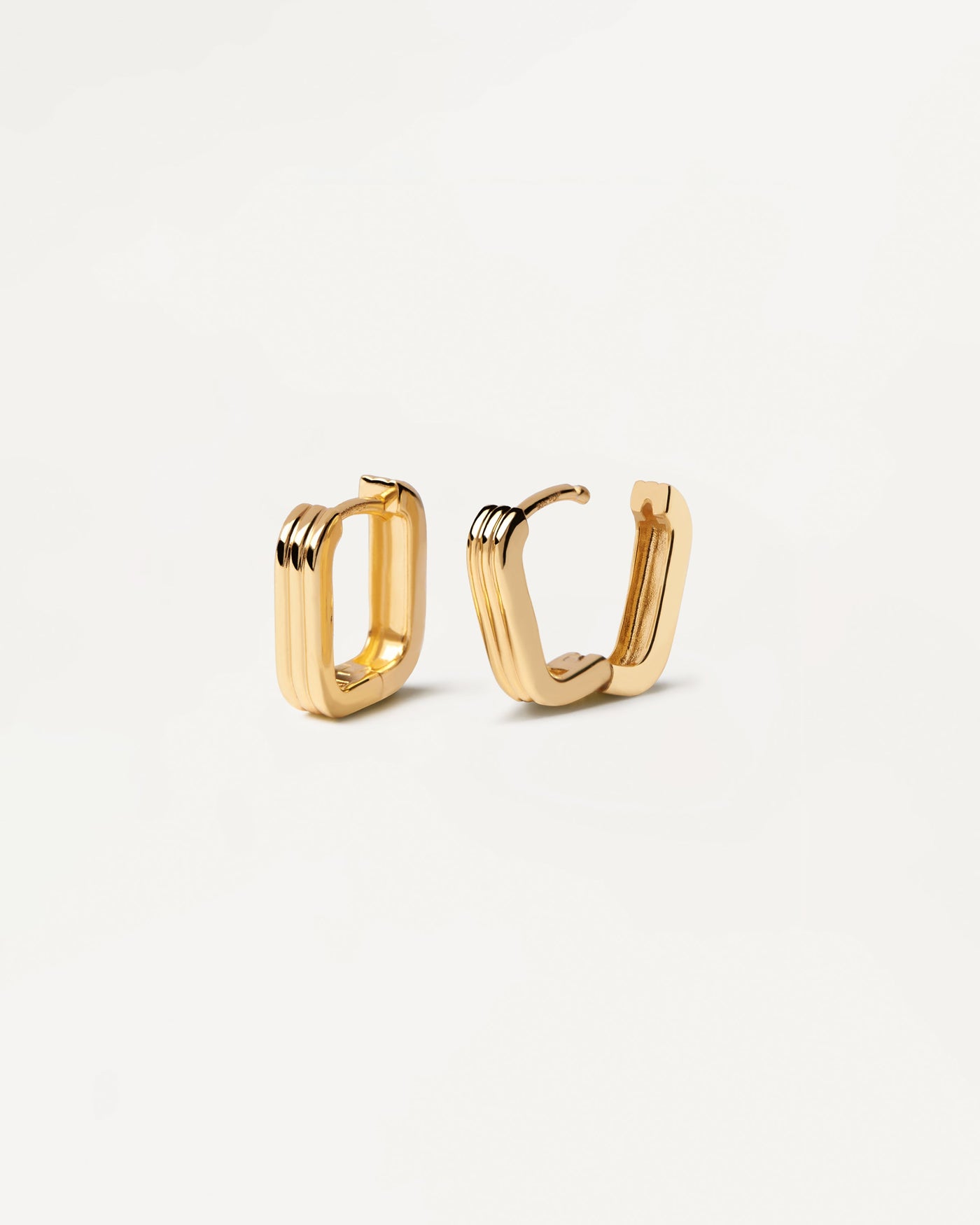 2023 Selection | Nova Earrings. Dainty squarred hoops in gold-plated silver with 3 bands design. Get the latest arrival from PDPAOLA. Place your order safely and get this Best Seller. Free Shipping.