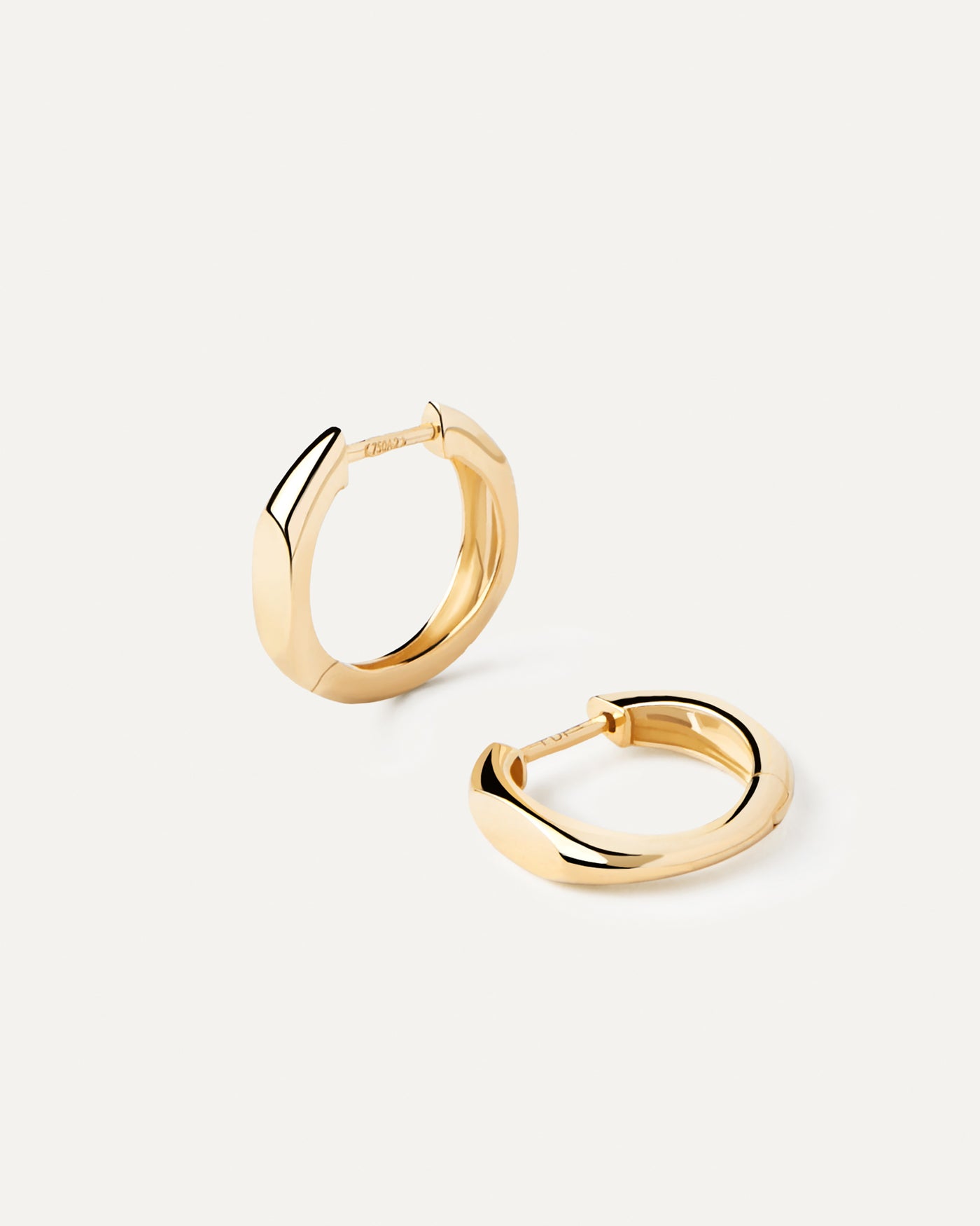 2023 Selection | Gold Memoir Hoops. Straight-sided hoop earrings in solid yellow gold. Get the latest arrival from PDPAOLA. Place your order safely and get this Best Seller. Free Shipping.