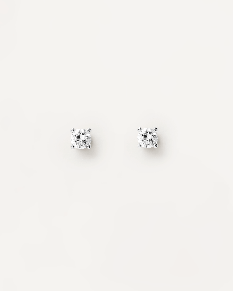 Boucles D’Oreilles en Diamants et en Or Blanc Solitaire - 
  
    Or blanc 18 carats / Placage Argent Rhodié
  
