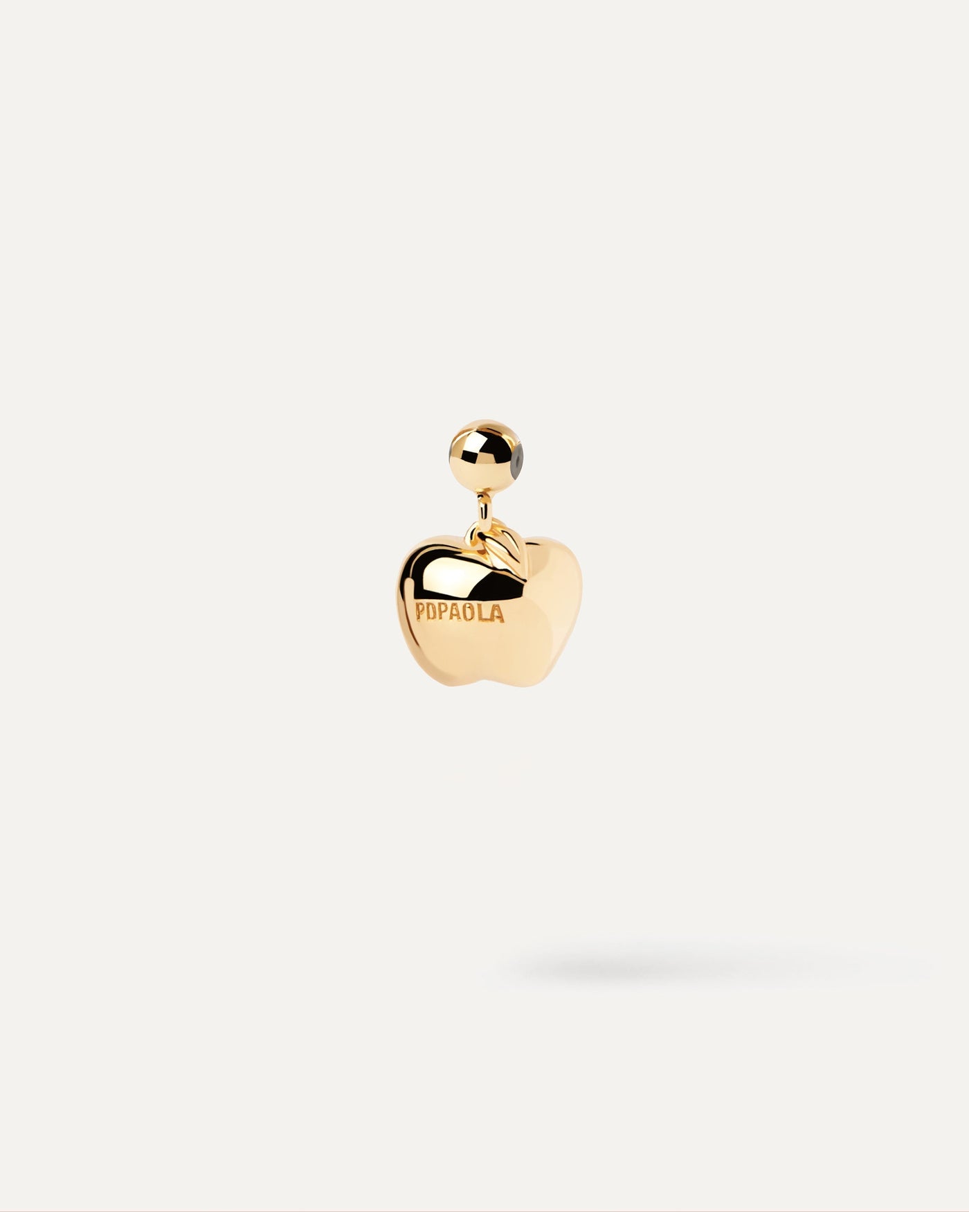 Charm Manzana 
  
    Plata de Ley / Baño de Oro 18K
  
