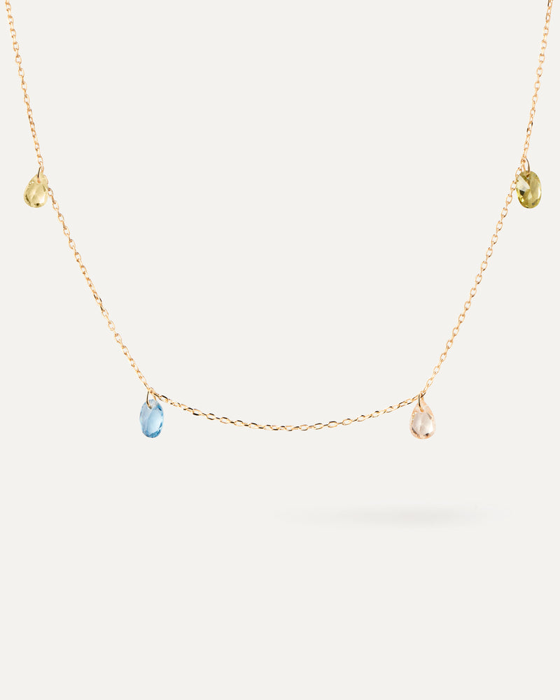 Collana a catena placcata oro con quattro pendenti con zirconi multicolore a goccia