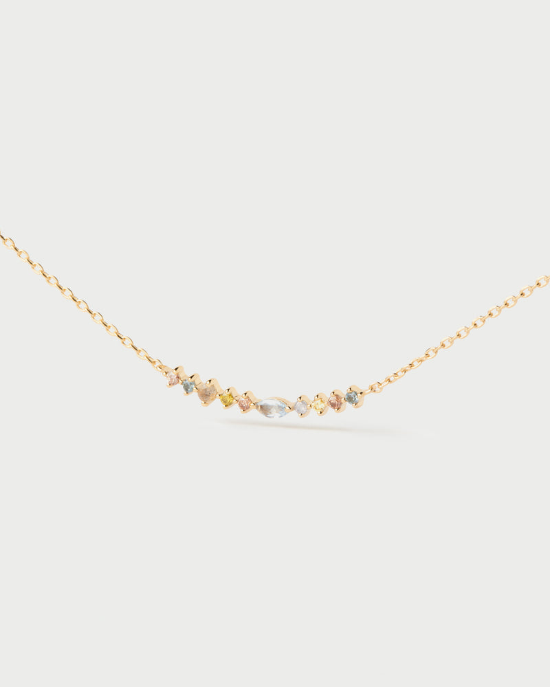Collana a catena impreziositi con zirconi multicolore di dimensioni e forme diverse