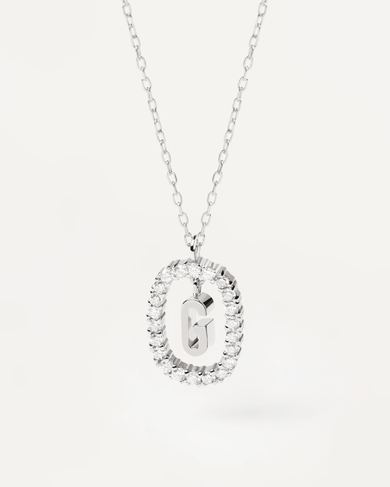 Collana in Diamanti E Oro Bianco Con Lettera G - 
  
    Oro bianco 18K / Placcatura in argento rodiato
  
