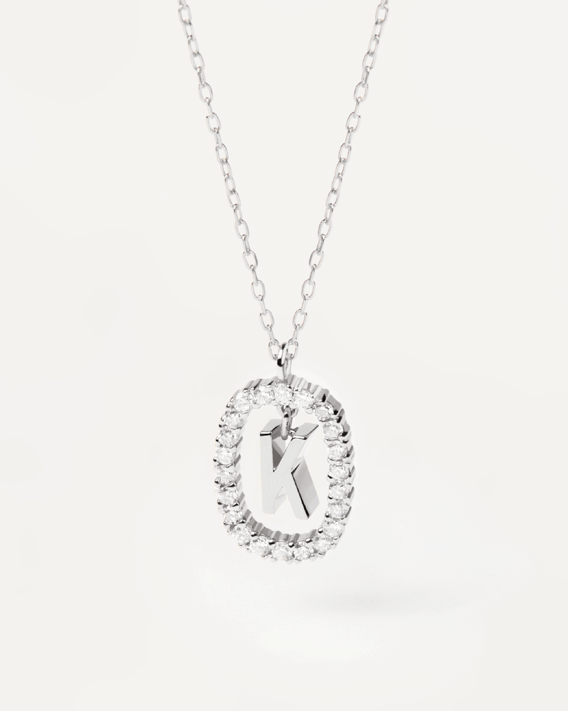 Collana in Diamanti E Oro Bianco Con Lettera K - 
  
    Oro bianco 18K / Placcatura in argento rodiato
  
