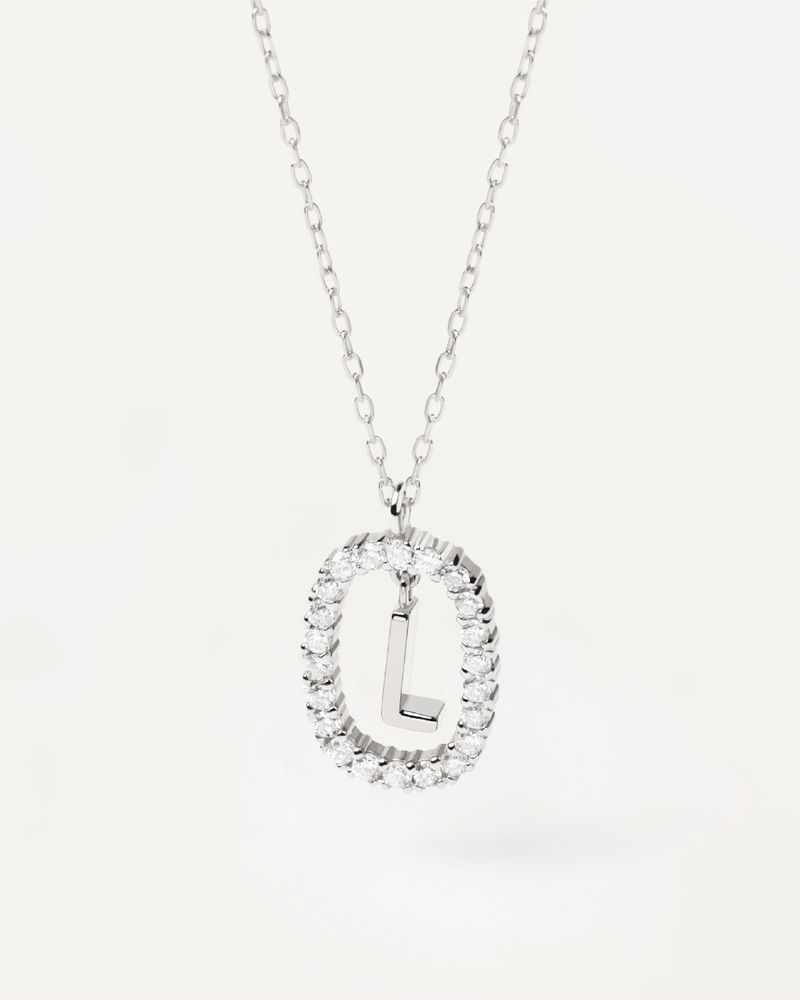 Collana in Diamanti E Oro Bianco Con Lettera L - 
  
    Oro bianco 18K / Placcatura in argento rodiato
  
