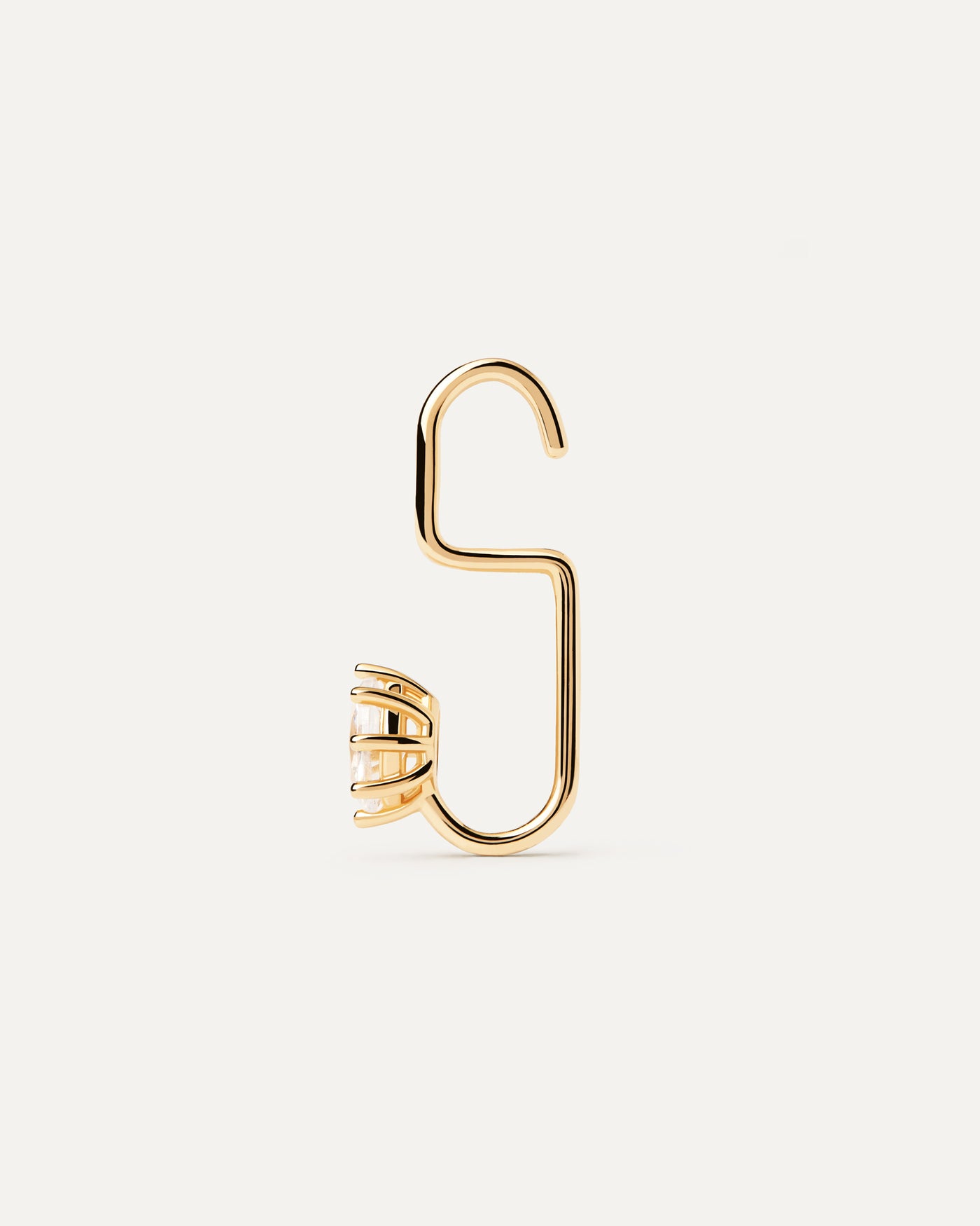 Lila Single Earring 
  
    Sterling Silver / 18K Gold plating
  
