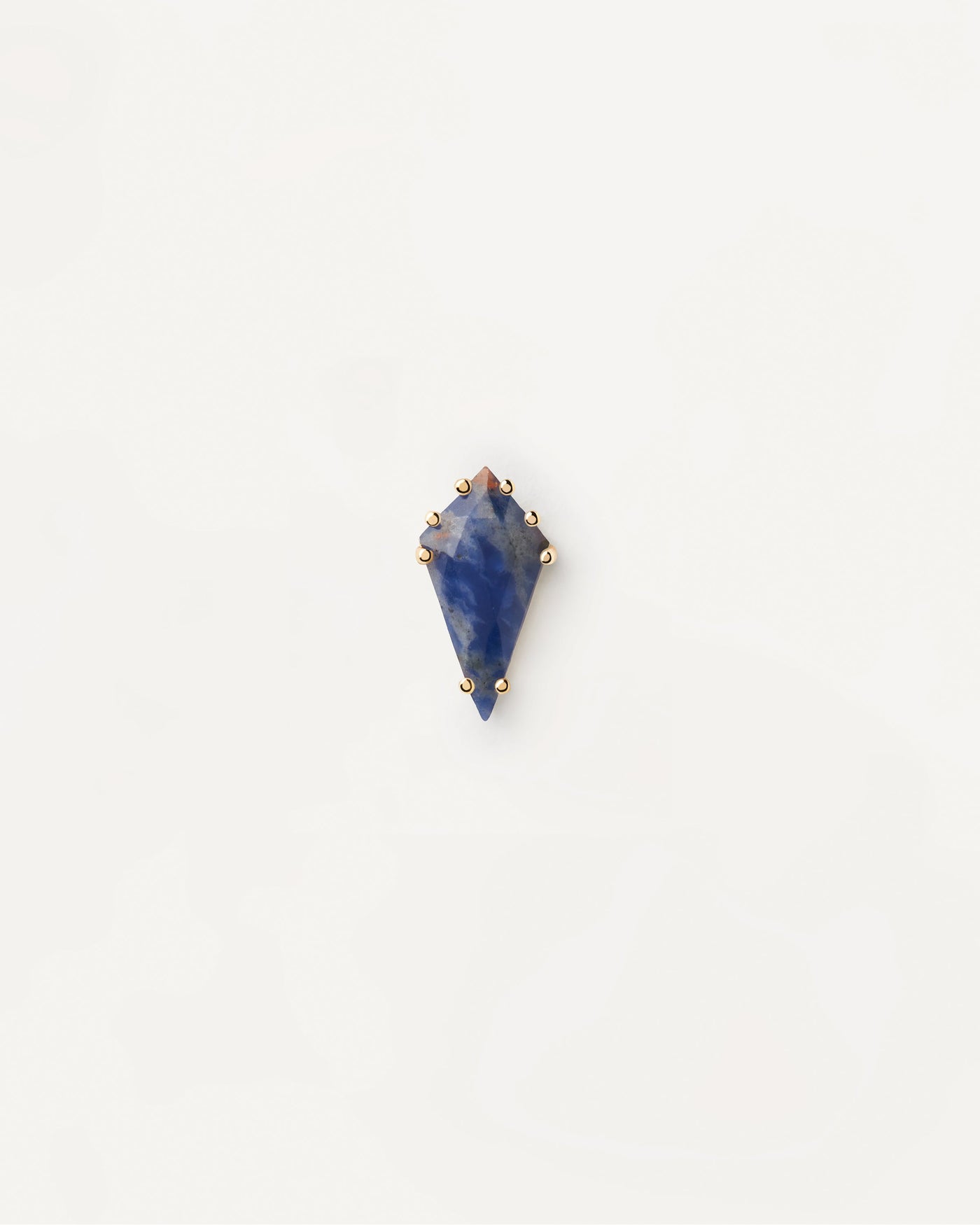 2023 Selection | Akiro Sodalite Single Earring. Gold-plated pin ear piercing with dark blue gemstone in pointy shape. Get the latest arrival from PDPAOLA. Place your order safely and get this Best Seller. Free Shipping.
