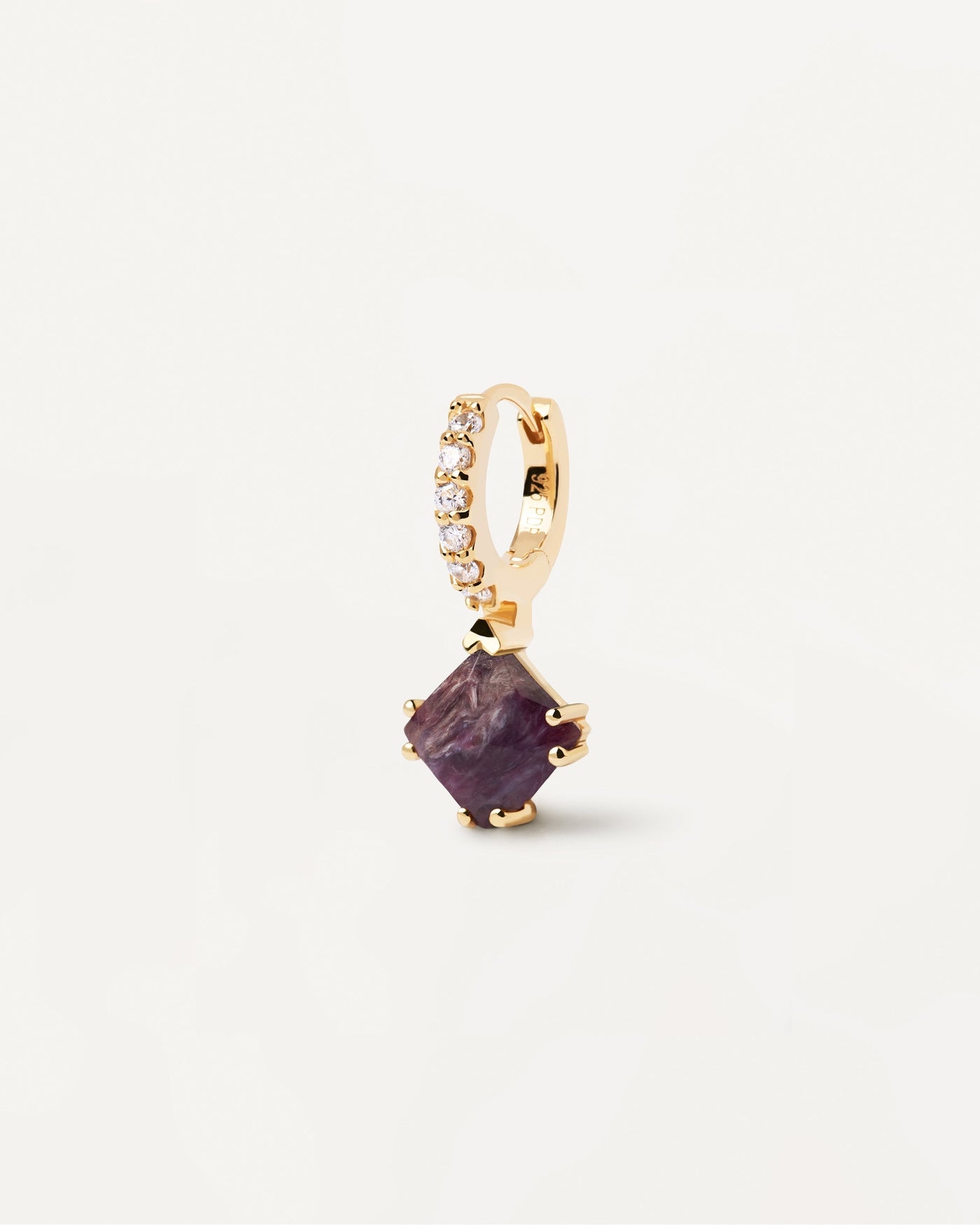 2023 Selection | Fuji Charoite Single Earring. Gold-plated hoop ear piercing with white zirconia and purple squared gemstone pendant. Get the latest arrival from PDPAOLA. Place your order safely and get this Best Seller. Free Shipping.