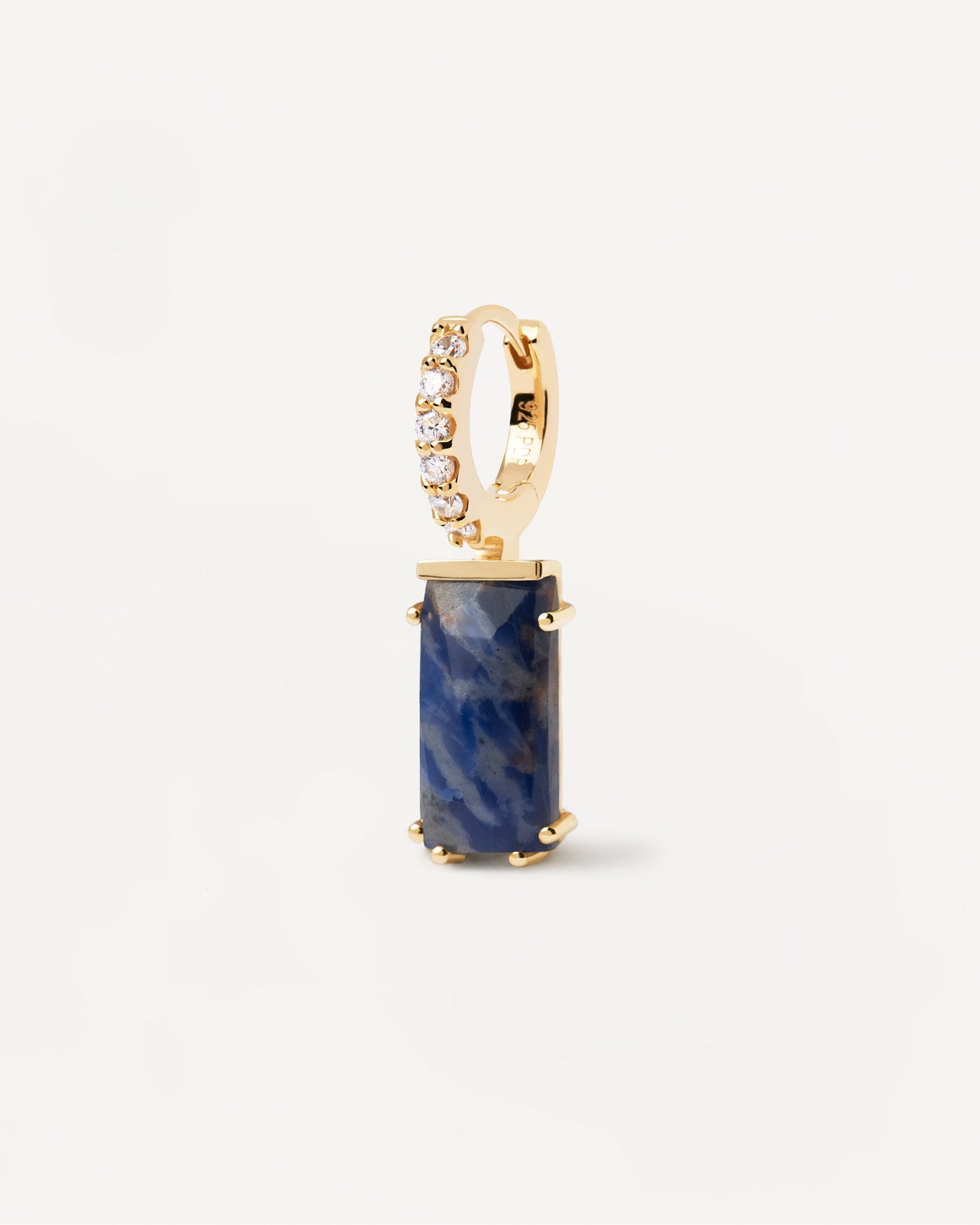 2023 Selection | Kaori Sodalite Single Earring. Gold-plated hoop ear piercing with white zirconia and dark blue rectangular gemstone pendant. Get the latest arrival from PDPAOLA. Place your order safely and get this Best Seller. Free Shipping.