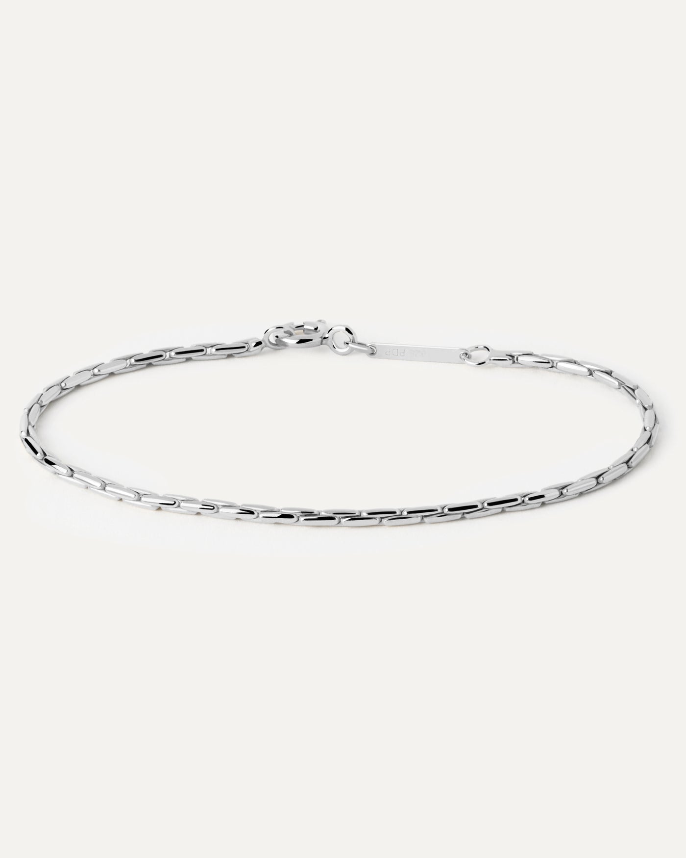 2023 Selection | Boston  Silver Chain Bracelet. Boston silver chain bracelet with elongated links. Get the latest arrival from PDPAOLA. Place your order safely and get this Best Seller. Free Shipping.