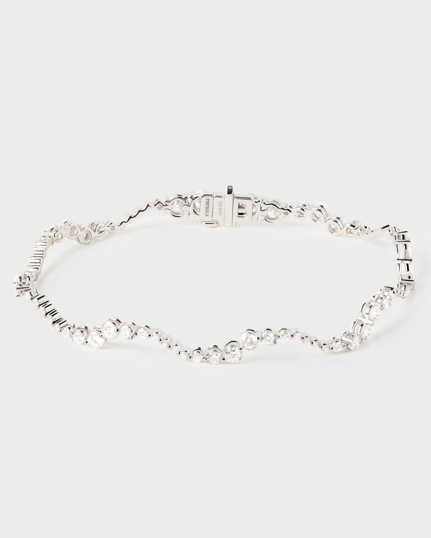 Venus armband aus Weißgold mit diamanten 
  
    18 kt Weissgold / Silber-Rhodinierung
  
