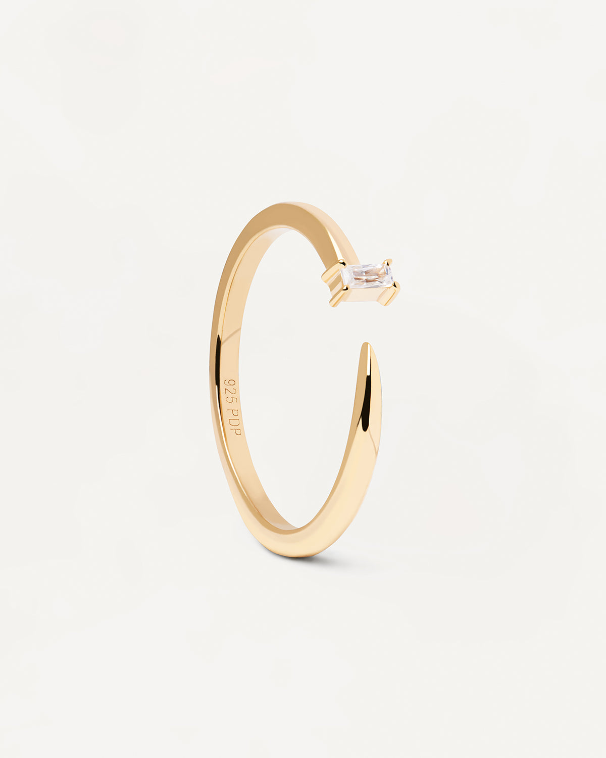 2024 Selection | Suzi Ring. You-and-me ring in gold-plated silver and squared white zirconia. Get the latest arrival from PDPAOLA. Place your order safely and get this Best Seller. Free Shipping.