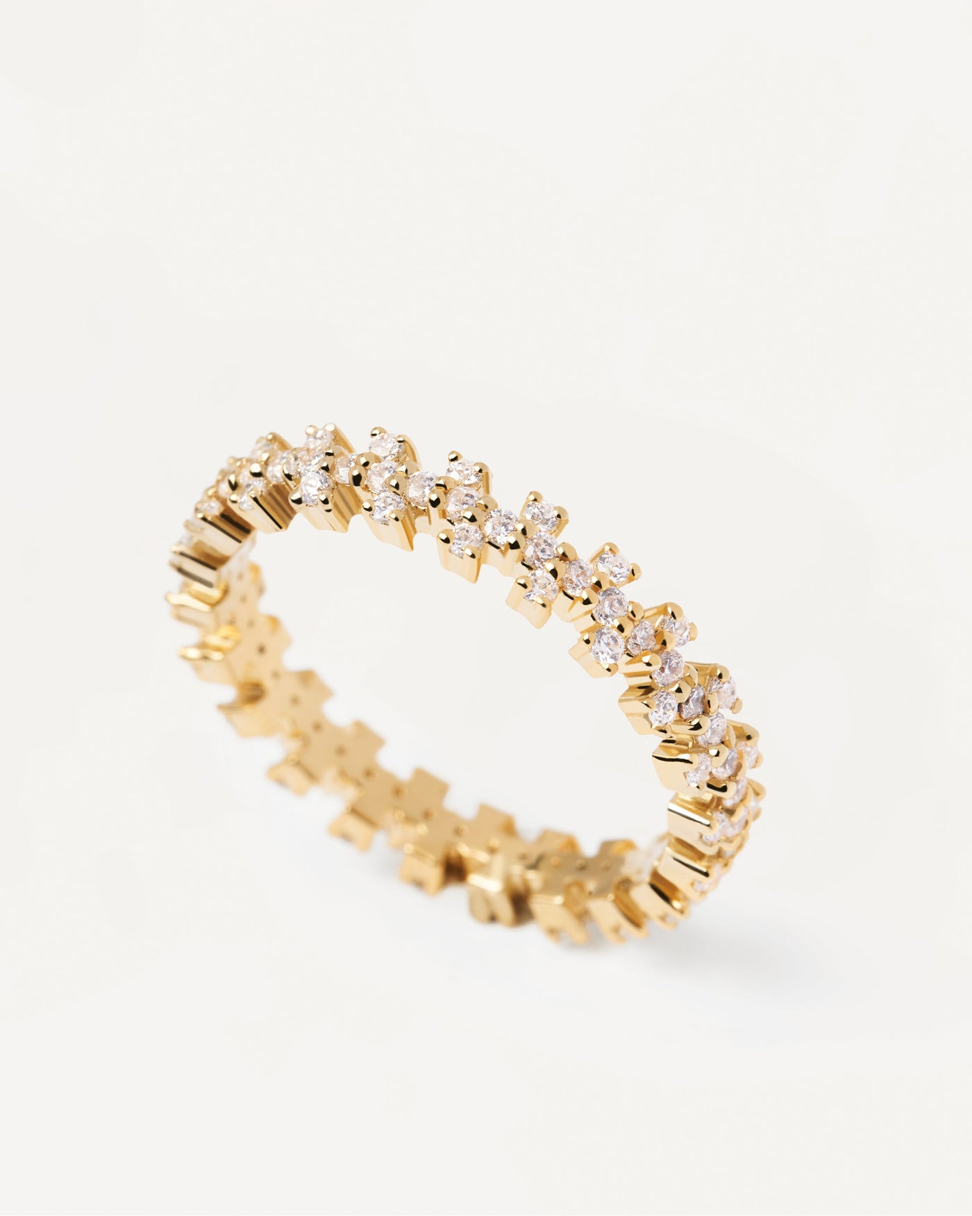 Crown Ring. Eternity Crown Ring aus vergoldetem Silber mit weißen Zirkonias. Erhalten Sie die neuesten Produkte von PDPAOLA. Geben Sie Ihre Bestellung sicher auf und erhalten Sie diesen Bestseller.