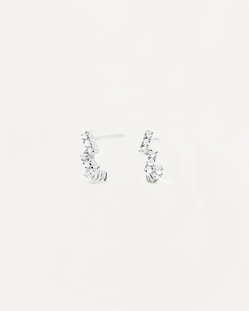 Zigzag sivler earrings set with white zirconia