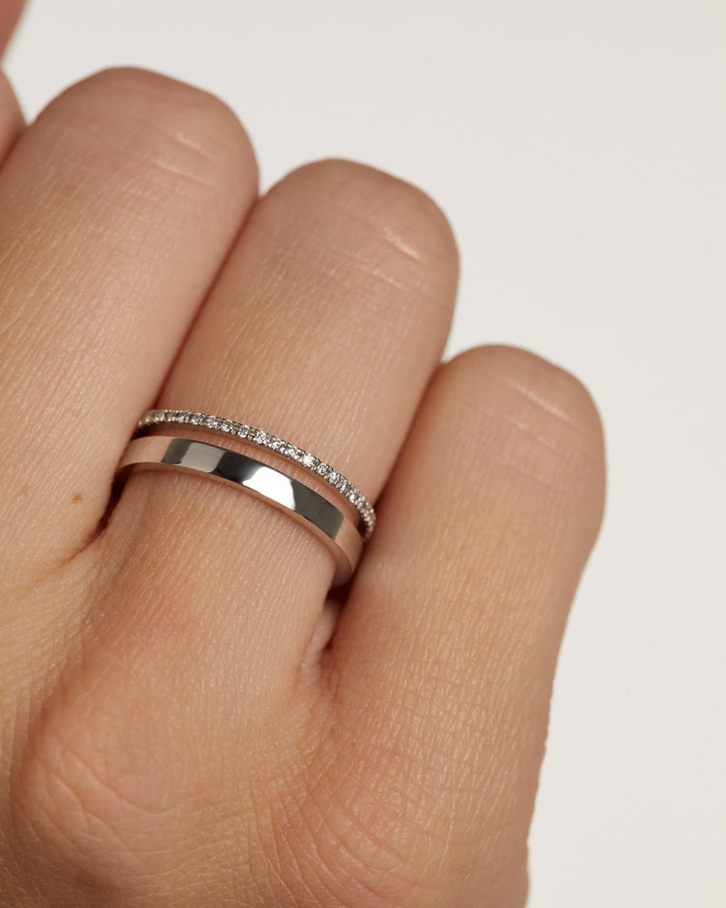 Dual Ring aus Weissgold mit Diamanten - 
  
    18 kt Weissgold / Silber-Rhodinierung
  

