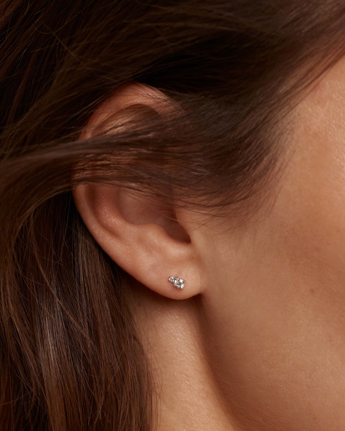 Pendientes de Diamantes Y Oro Blanco Solitaire Duo 
  
    Oro Blanco 18K / Baño de rodio en plata
  
