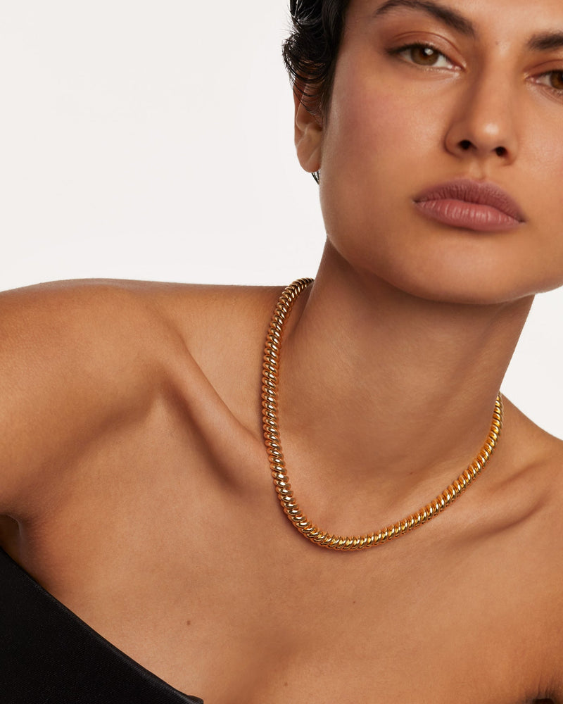 Collana Gaia - 
  
    Ottone / Placcatura in Oro 18K
  
