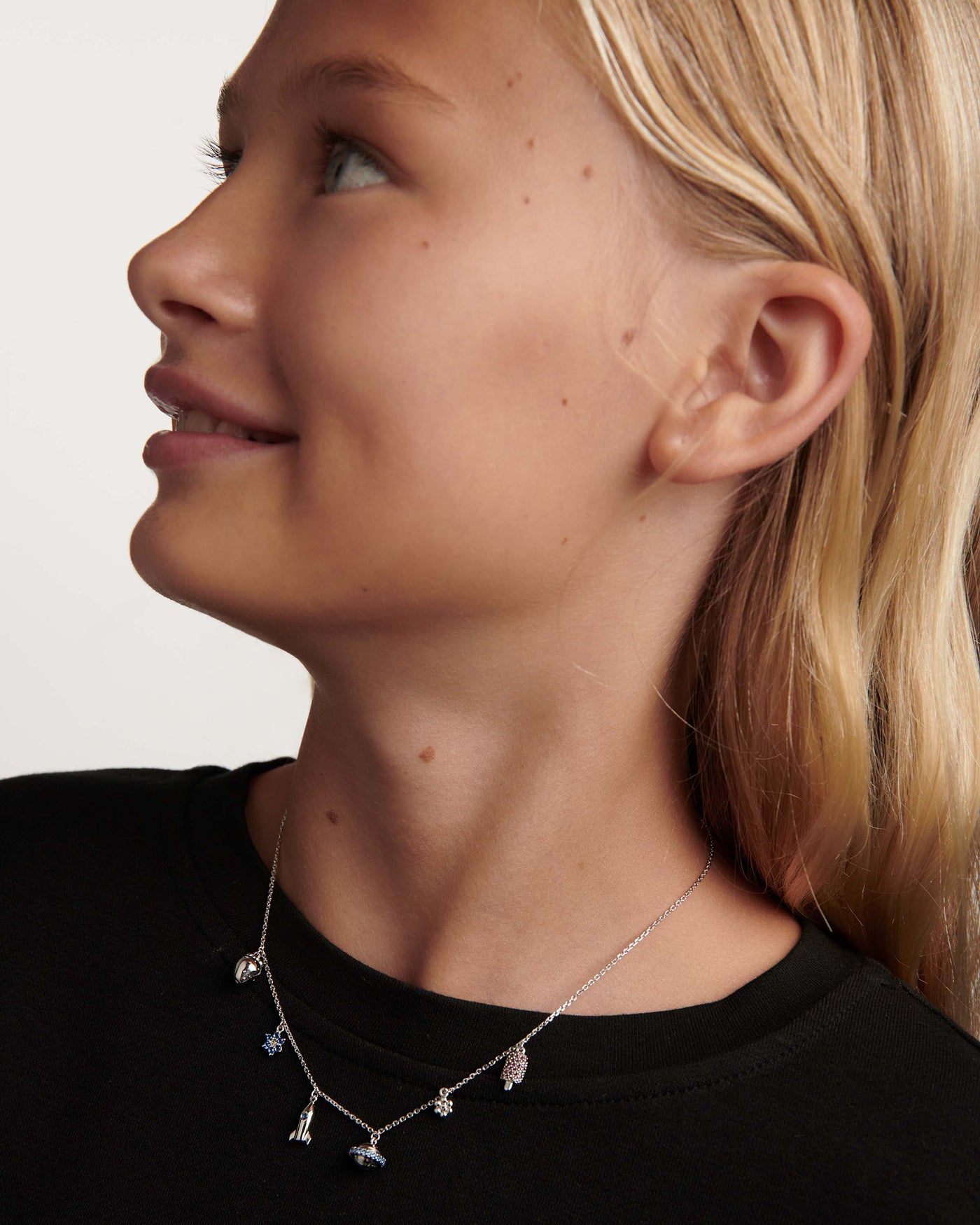 Collier en argent Les Petites 
  
    Argent massif
  
