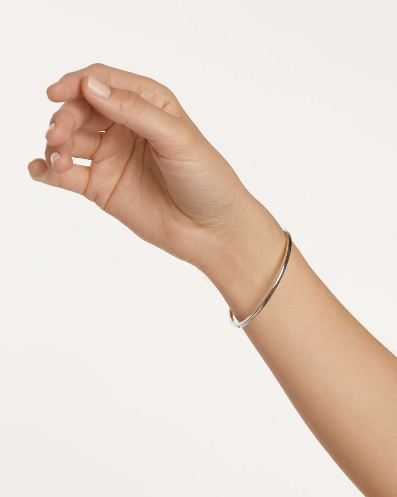 White Gold Core Bangle - 
  
    18K White gold / Rhodium silver plating
  
