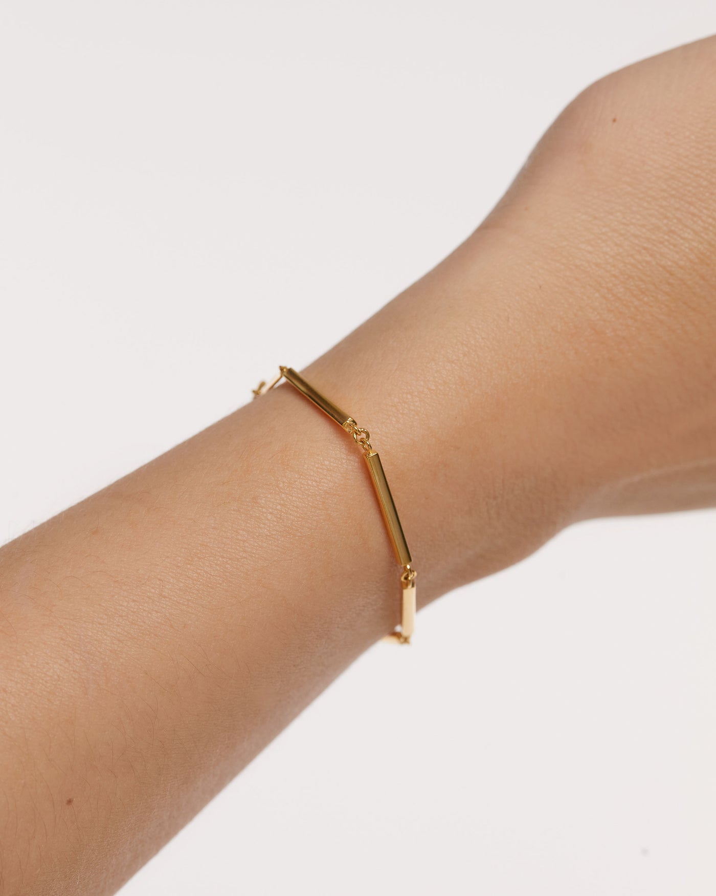 Bar on sale chain bracelet