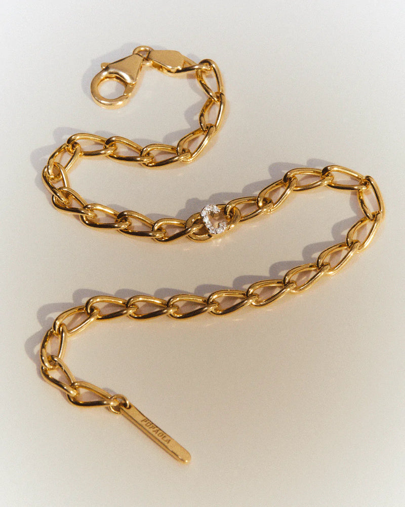 Pulsera Cadena Letra C - 
  
    Plata de Ley / Baño de Oro 18K
  
