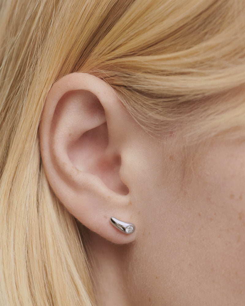 Pendientes stud de plata Serena - 
  
    Plata de Ley
  
