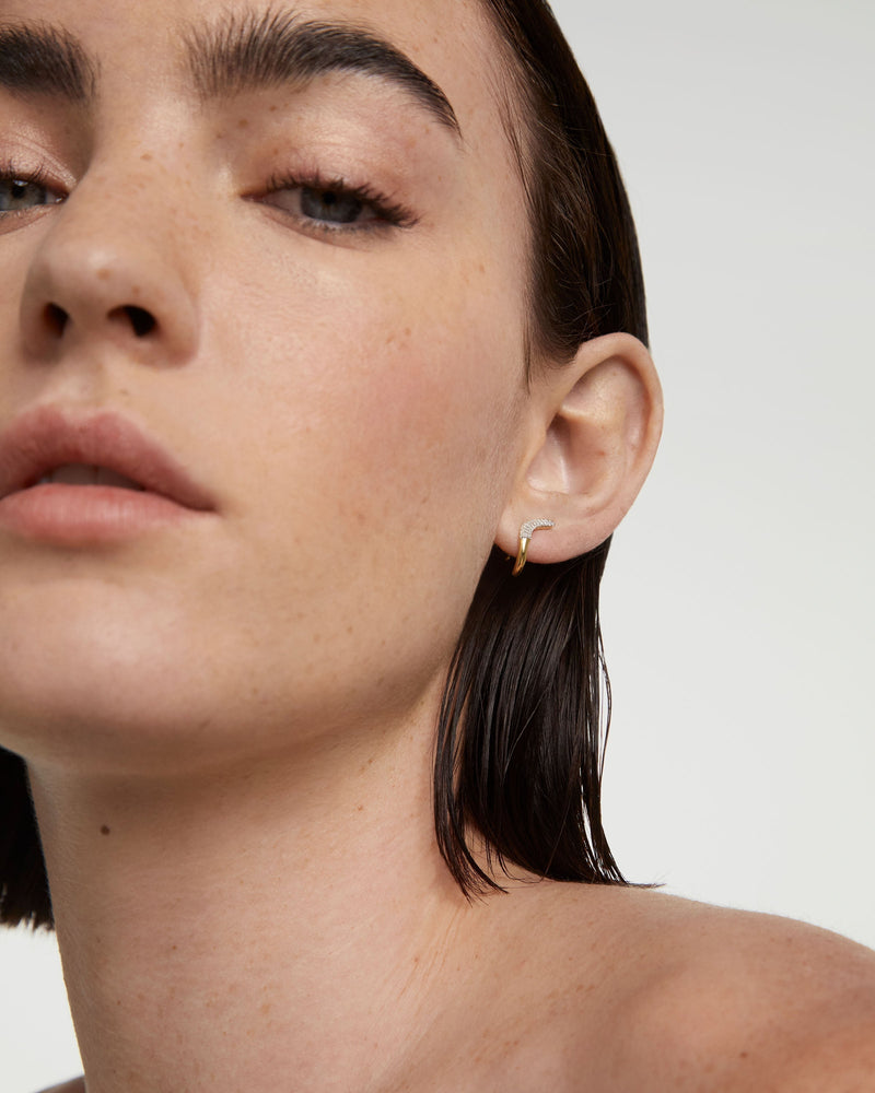 Diamonds And Gold Apollo Earrings - 
  
    18K Gold
  
