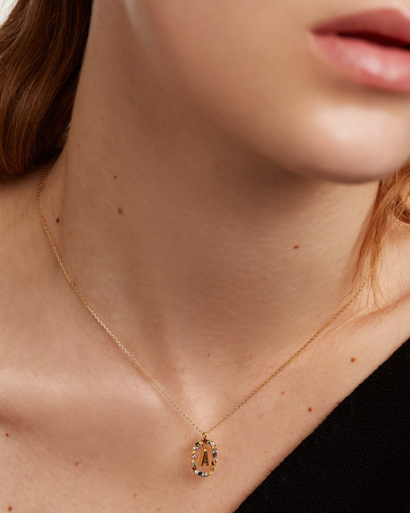 Collares de Letras - 
  
    Plata de Ley / Baño de Oro 18K
  
