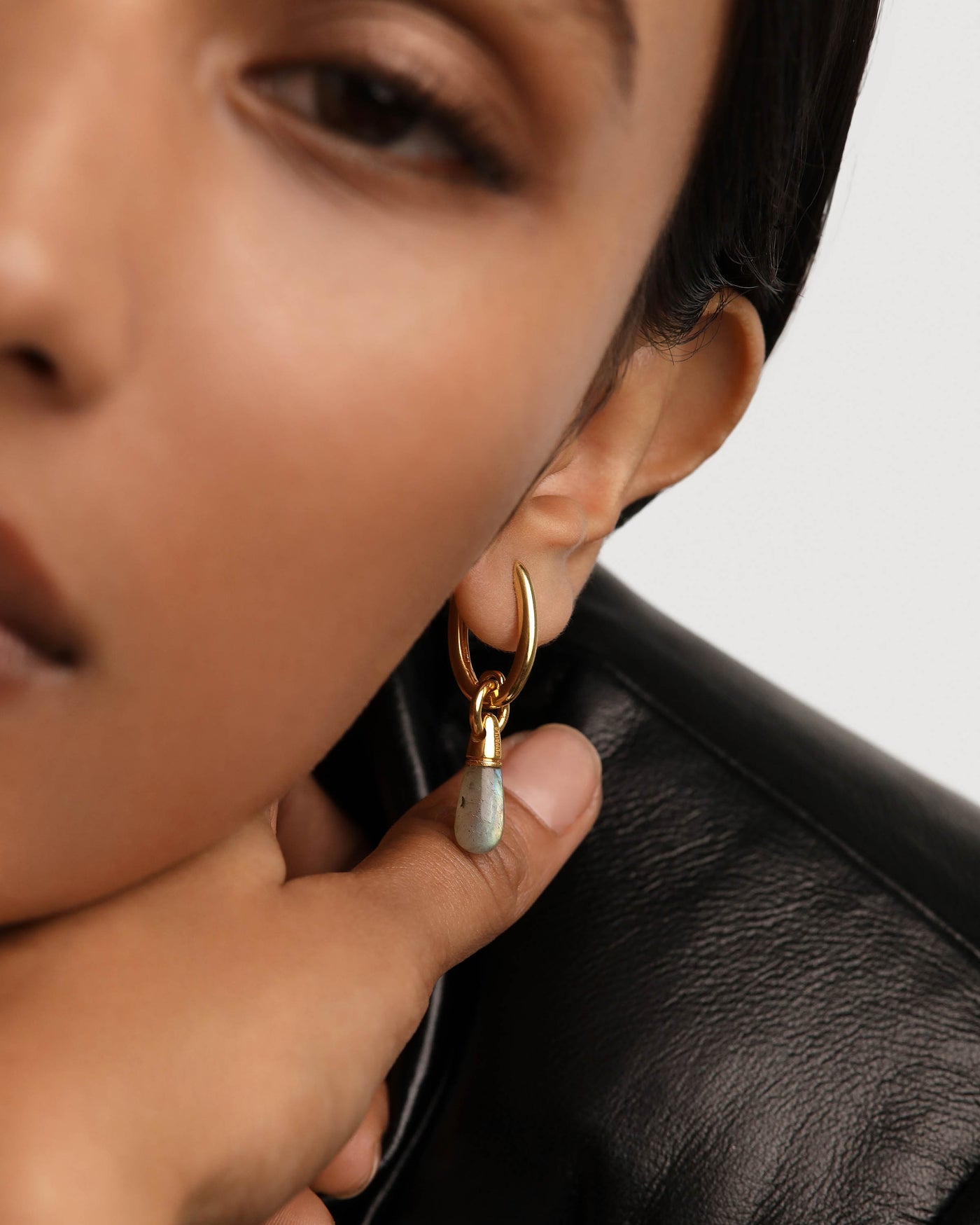 Labradorite Jupiter Single Hoop - 
        
          Sterling Silver / 18K Gold plating
        
      