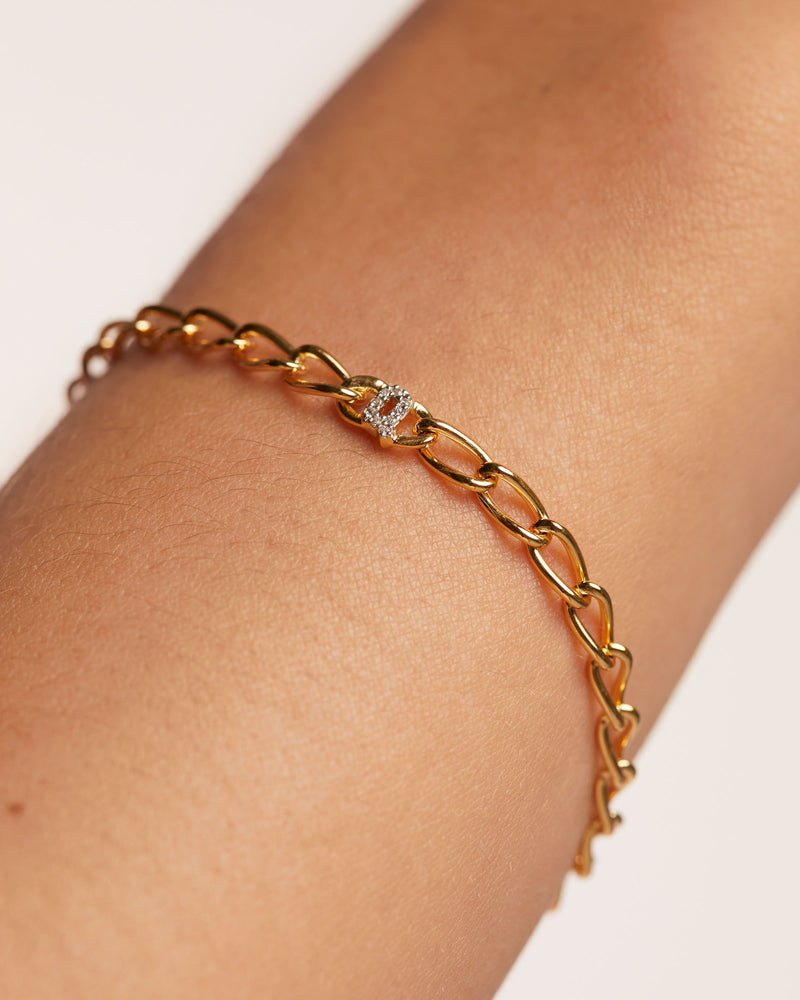 Letter Q Chain Bracelet - 
  
    Sterling Silver / 18K Gold plating
  

