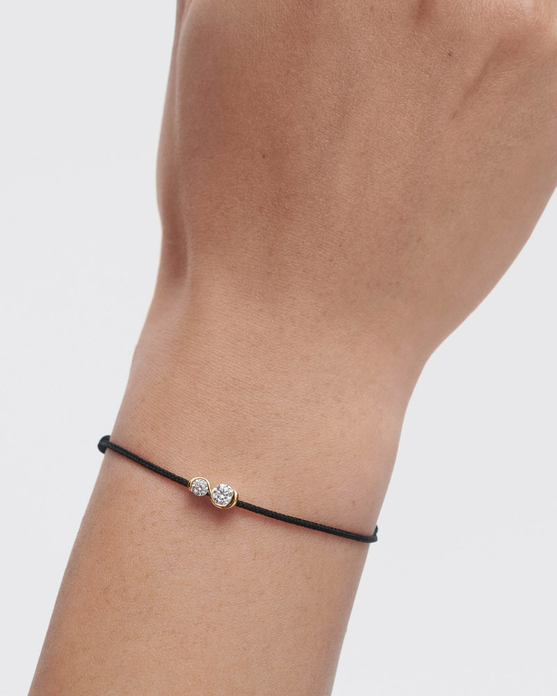 Dafne armband aus diamanten mit kordel - 
  
    18 kt Gold
  
