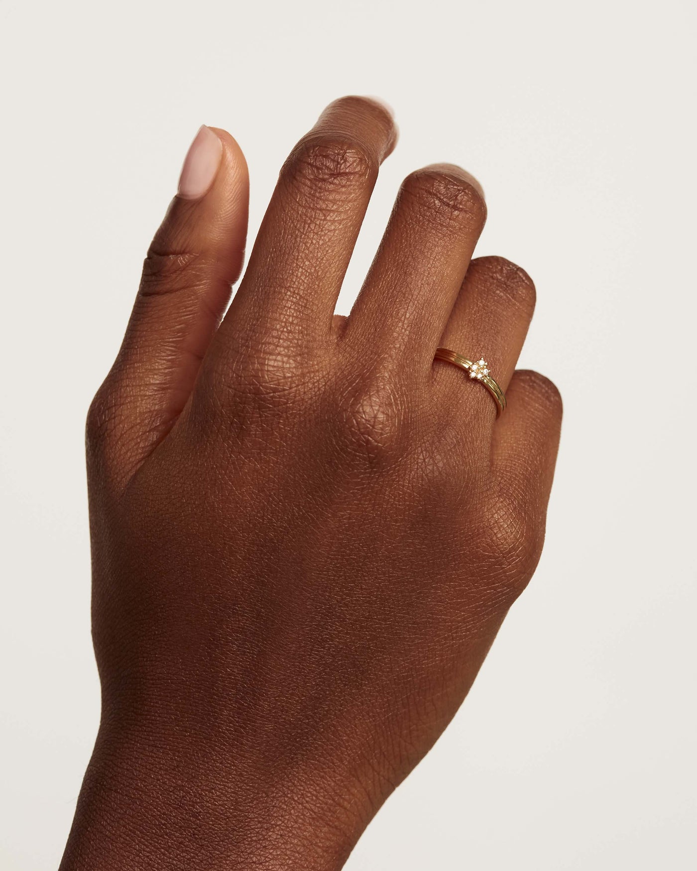 Nova Ring 
  
    Sterling Silber / 18K Goldplattierung
  
