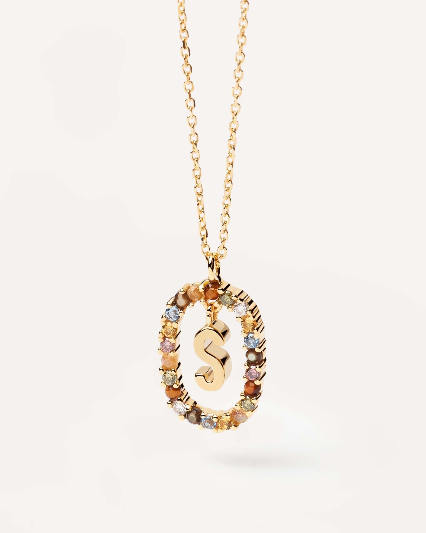 Collares de Letras - 
  
    Plata de Ley / Baño de Oro 18K
  
