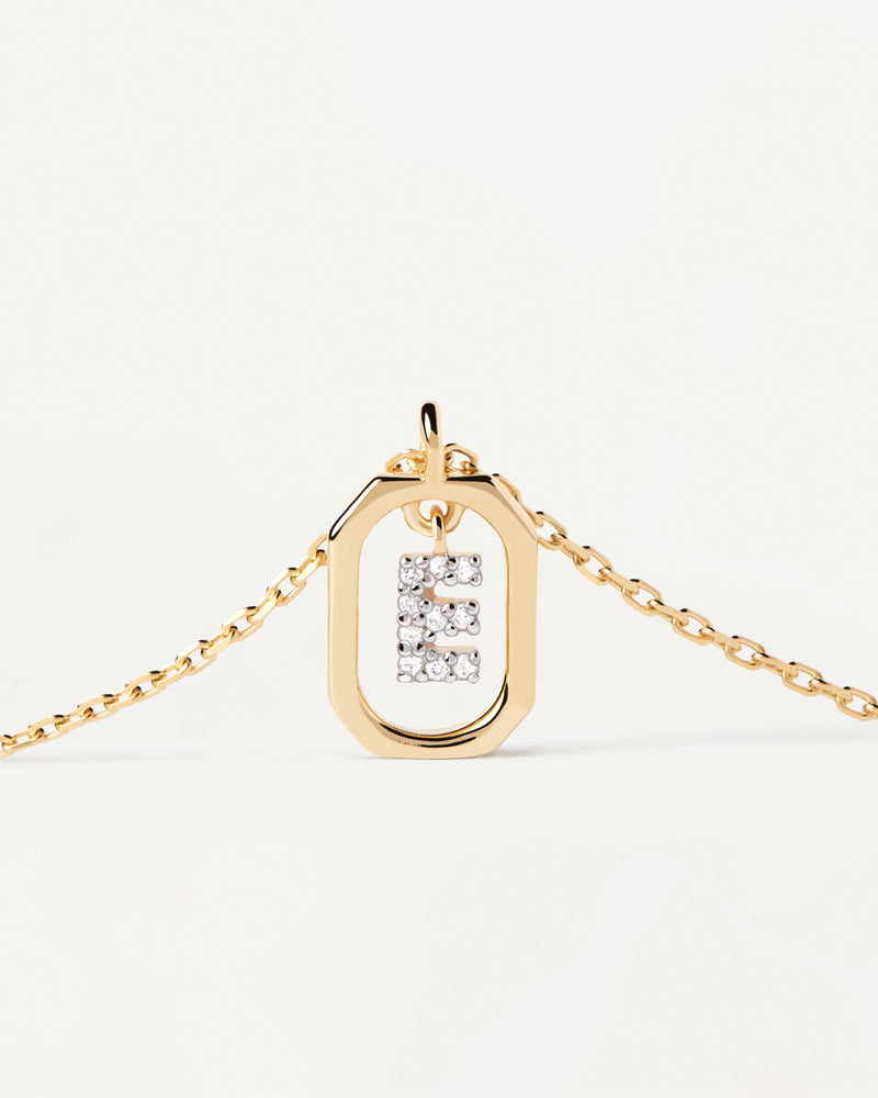 Collana Con Lettera E Mini - 
  
    Argento sterling / Placcatura in Oro 18K
  
