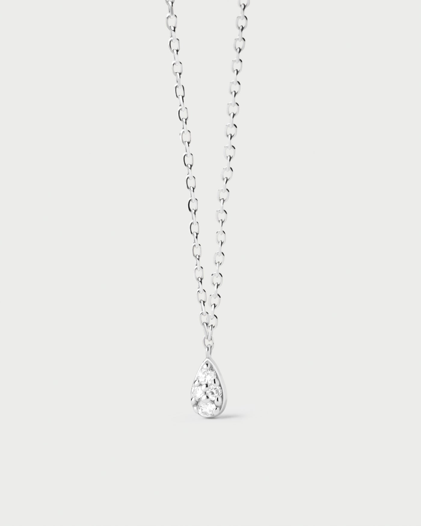 Diamonds and white gold Rio solitary necklace - 
  
    18K White gold / Rhodium silver plating
  
