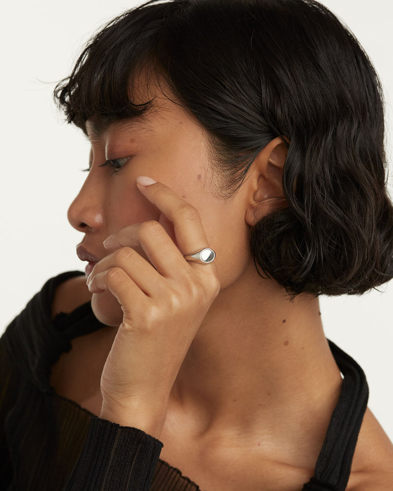 Stamp Silver Ring - 
  
    Argent massif
  
